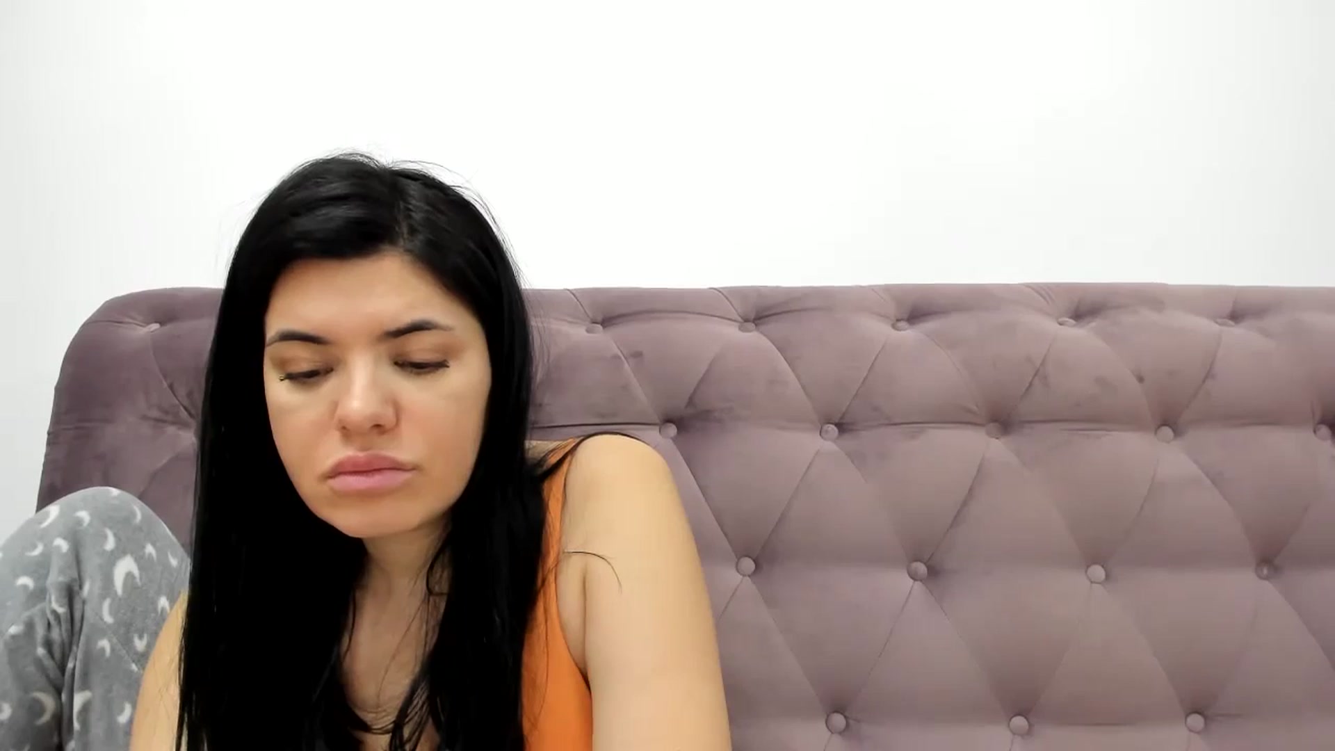 Gallery image thumbnail from Amandina's myfreecams stream on, 01/29/2024, 23:06 image 15 of 20