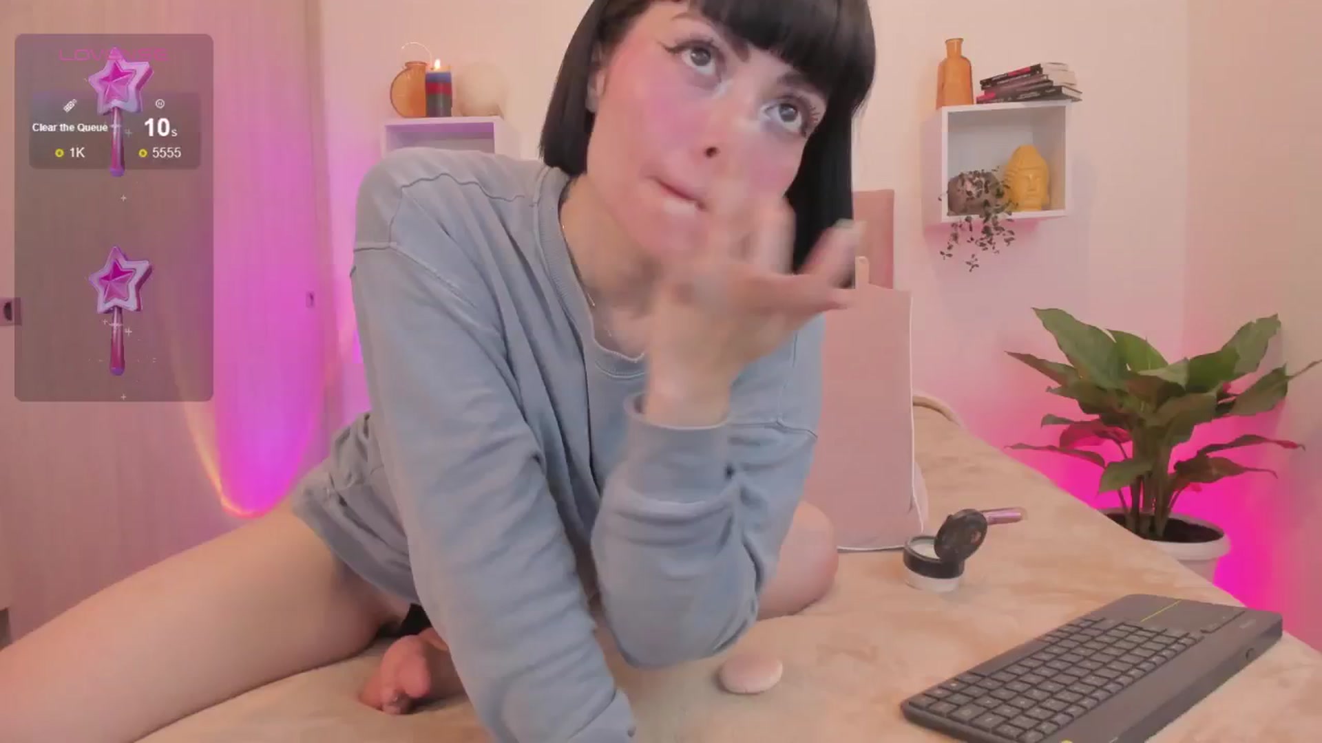 Gallery image thumbnail from Amapola7's myfreecams stream on, 05/14/2024, 02:13 image 8 of 20