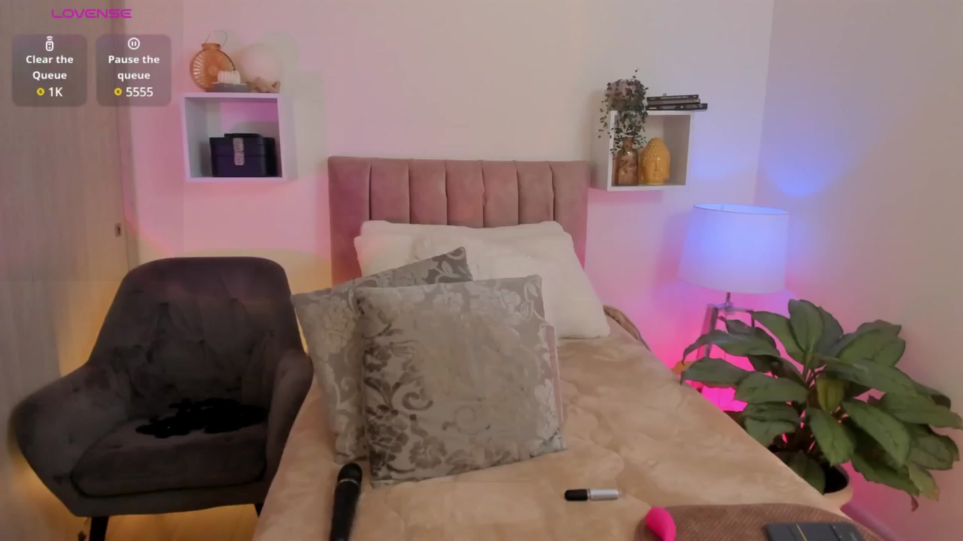 Gallery image thumbnail from Amapola7's myfreecams stream on, 12/14/2024, 18:48 image 13 of 20