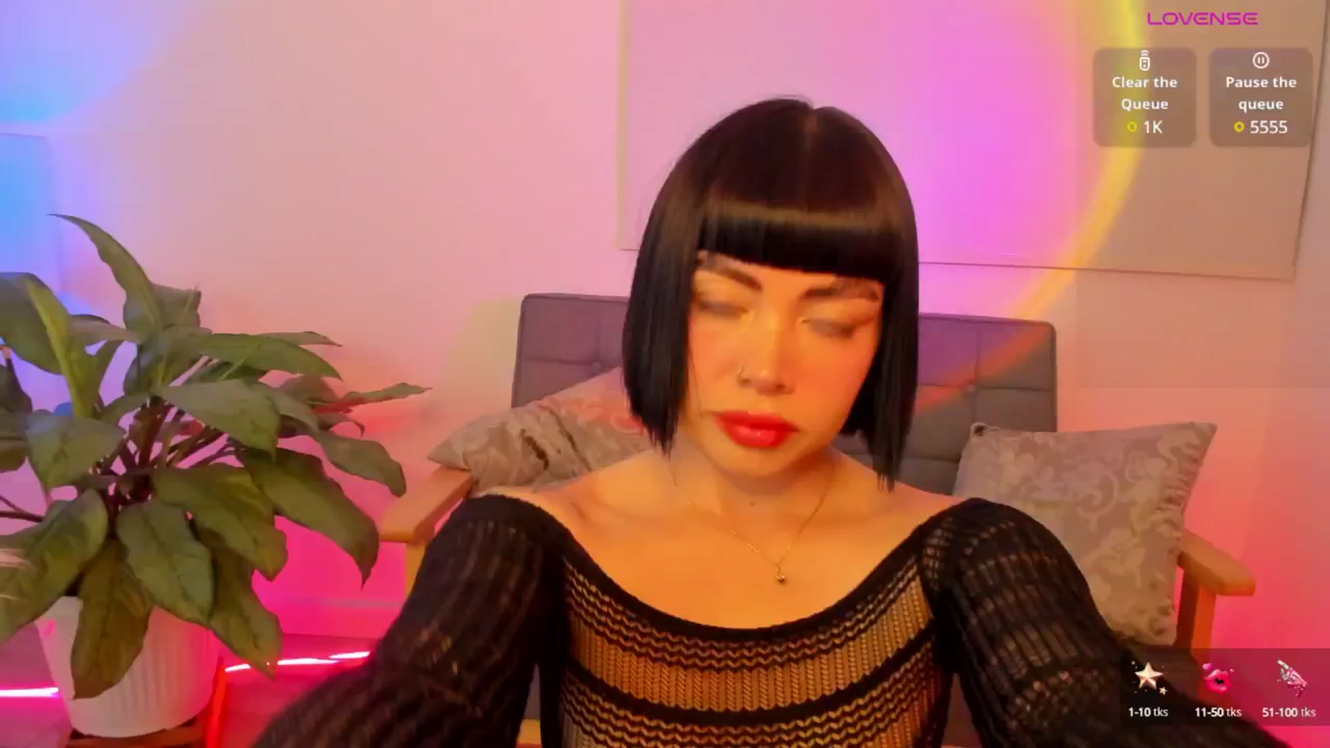 Gallery image thumbnail from Amapola7's myfreecams stream on, 06/05/2025, 23:50 image 17 of 20
