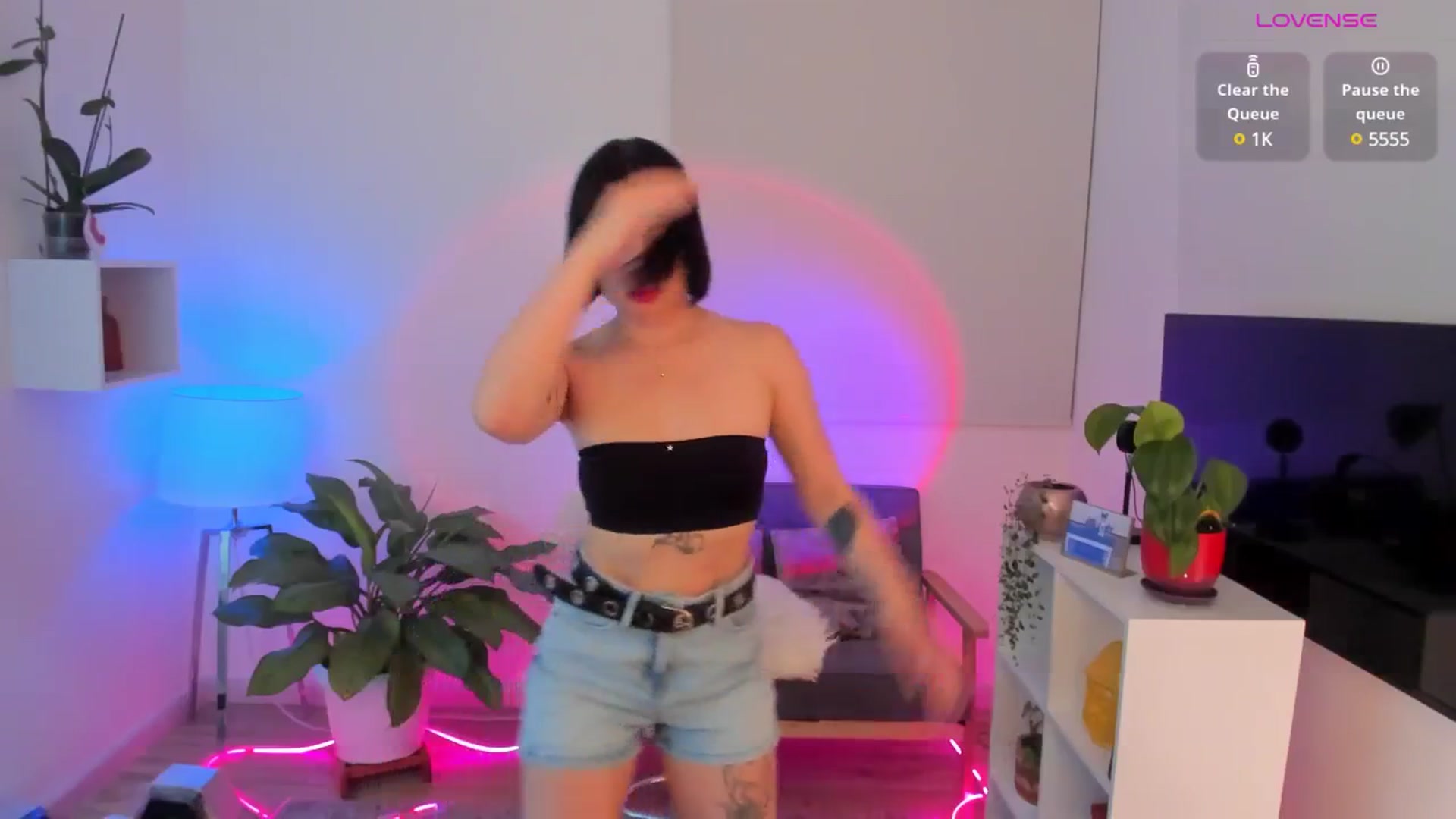 Gallery image thumbnail from Amapola7's myfreecams stream on, 06/10/2025, 24:39 image 12 of 20