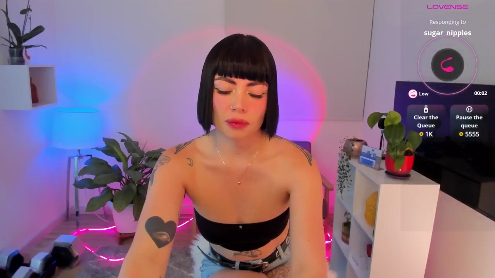 Gallery image thumbnail from Amapola7's myfreecams stream on, 06/10/2025, 24:39 image 17 of 20