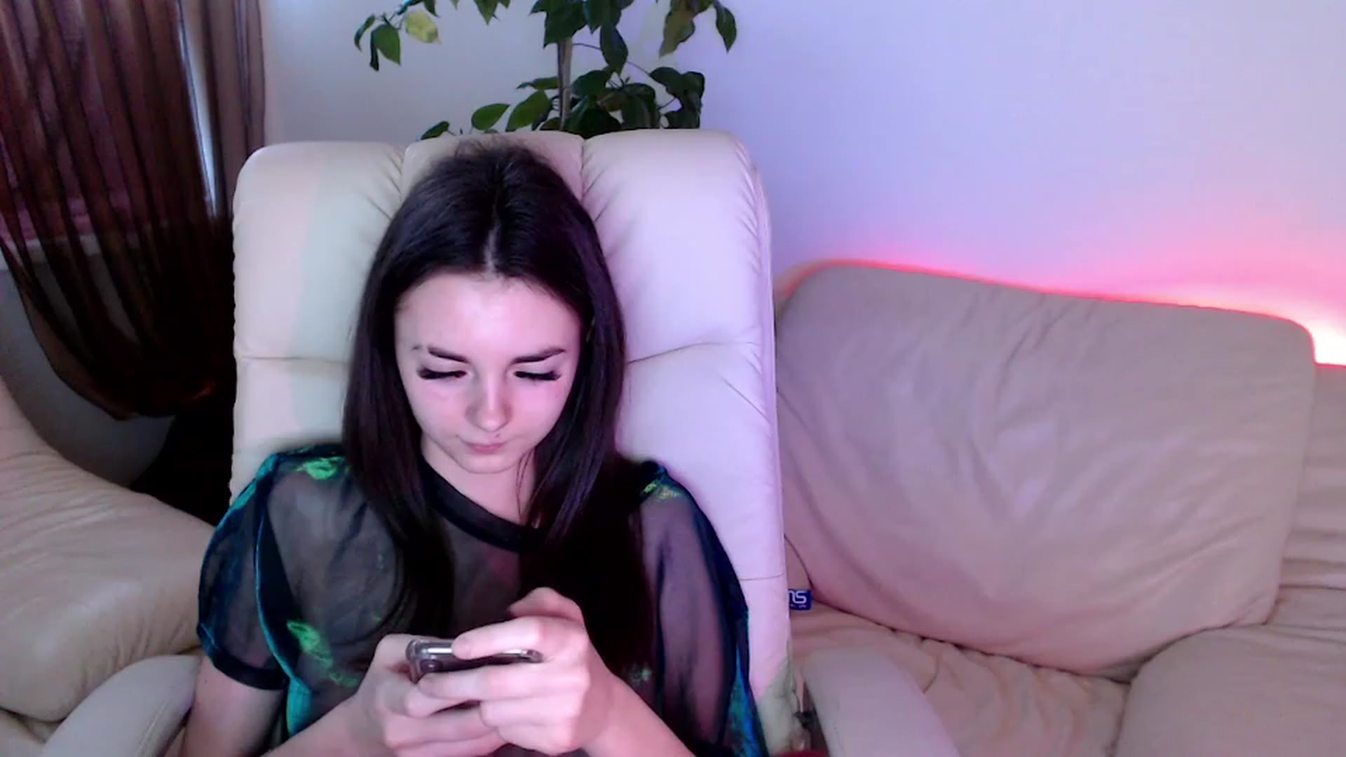 Gallery image thumbnail from AmarettaHell's myfreecams stream on, 11/15/2022, 14:07 image 12 of 20