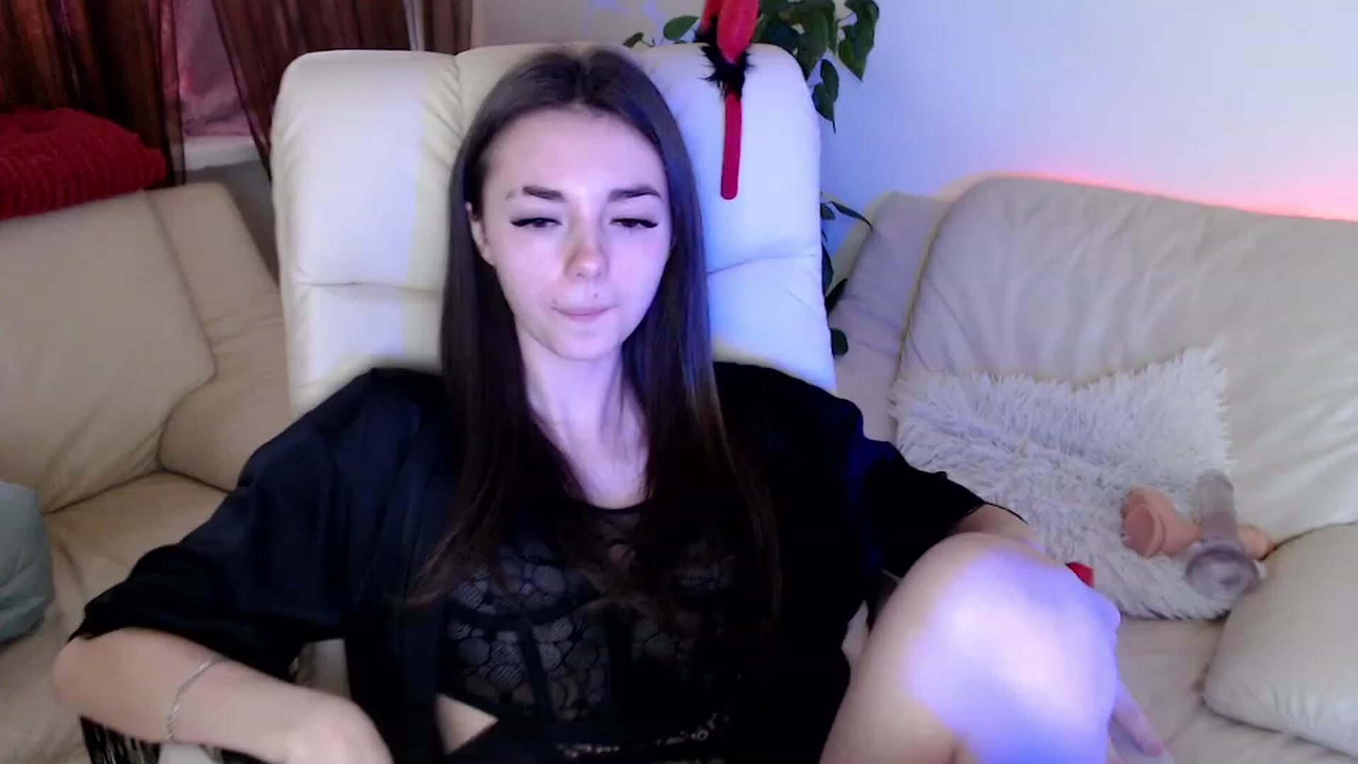 Gallery image thumbnail from AmarettaHell's myfreecams stream on, 11/17/2022, 12:29 image 2 of 20
