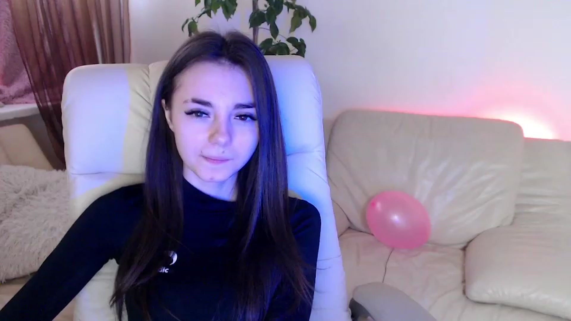 Gallery image thumbnail from AmarettaHell's myfreecams stream on, 11/21/2022, 14:07 image 3 of 20