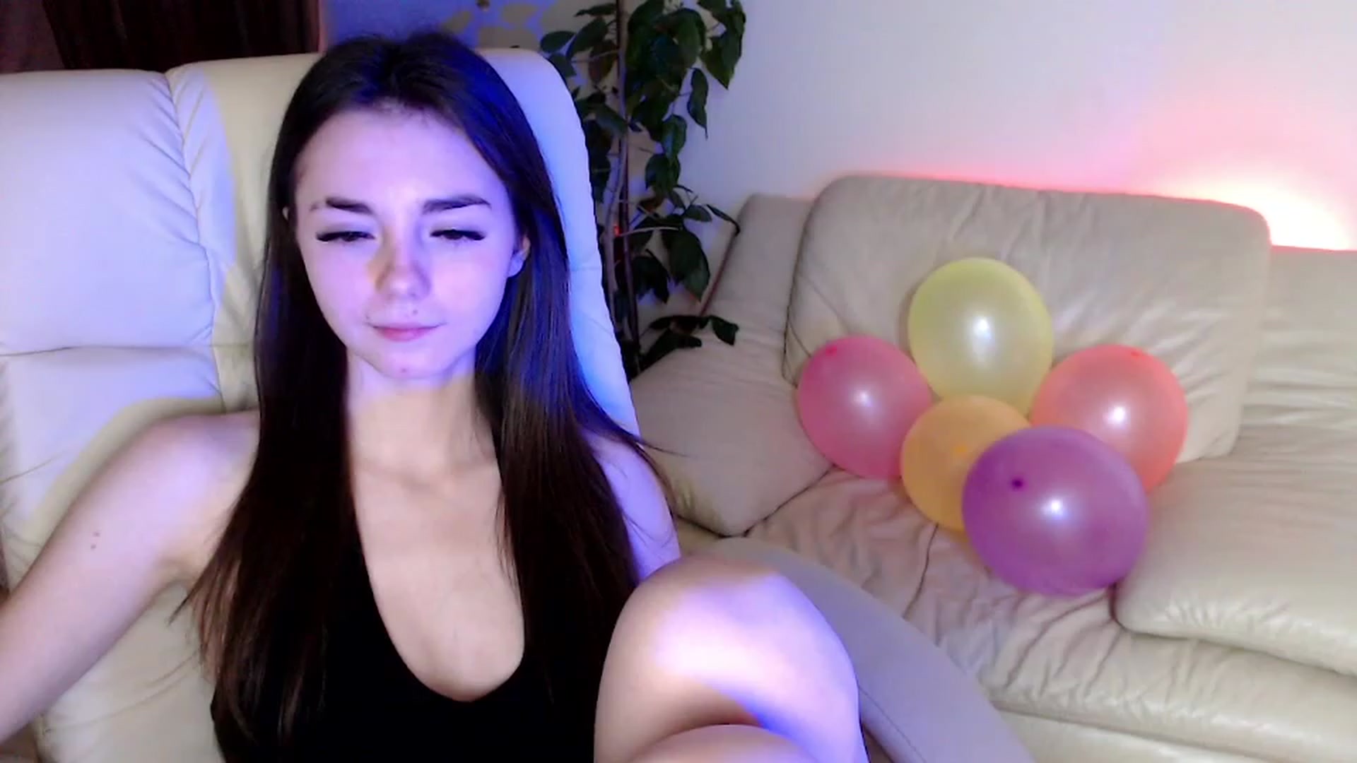 Gallery image thumbnail from AmarettaHell's myfreecams stream on, 11/21/2022, 14:46 image 2 of 20
