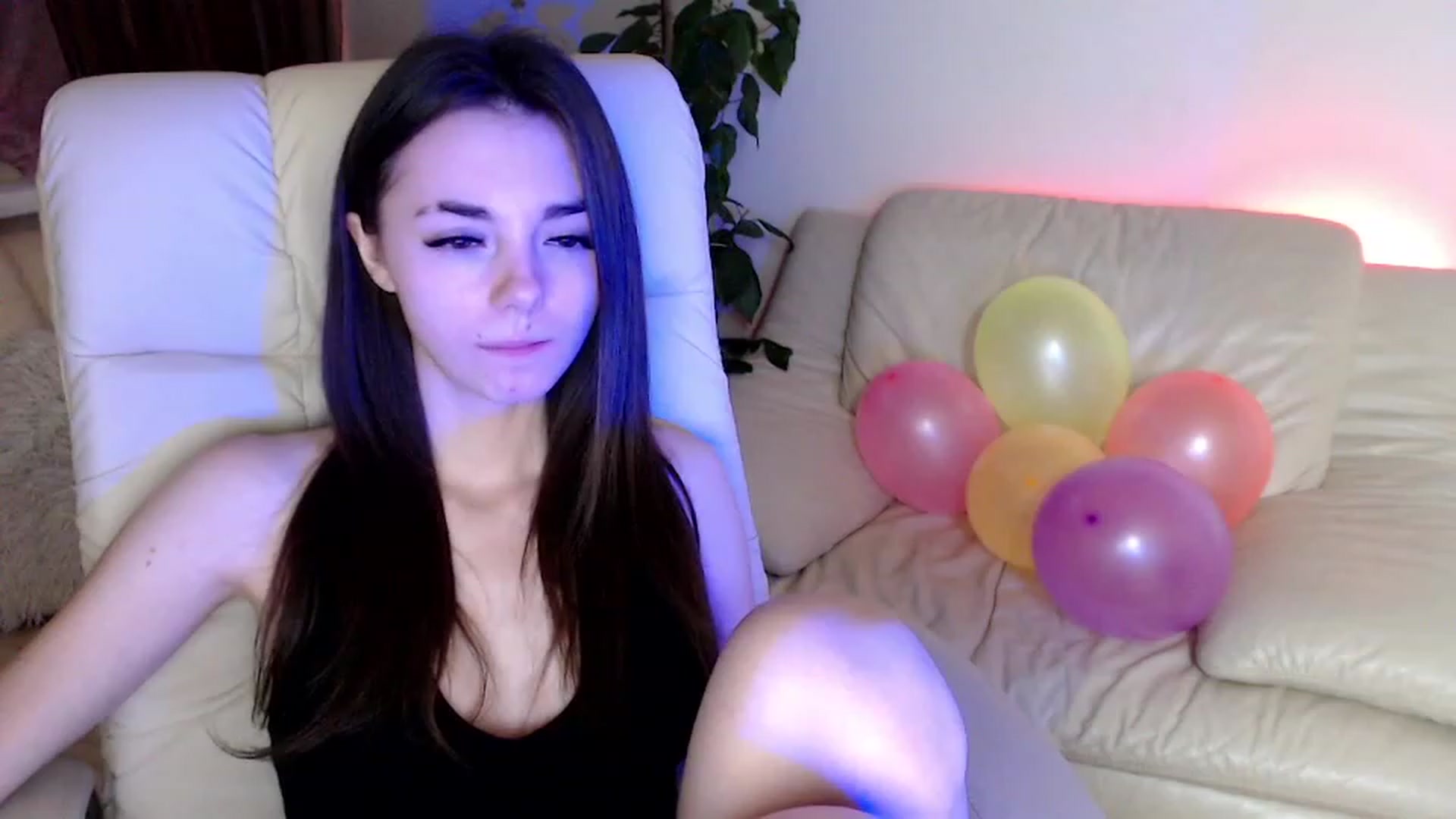 Gallery image thumbnail from AmarettaHell's myfreecams stream on, 11/21/2022, 14:46 image 1 of 20