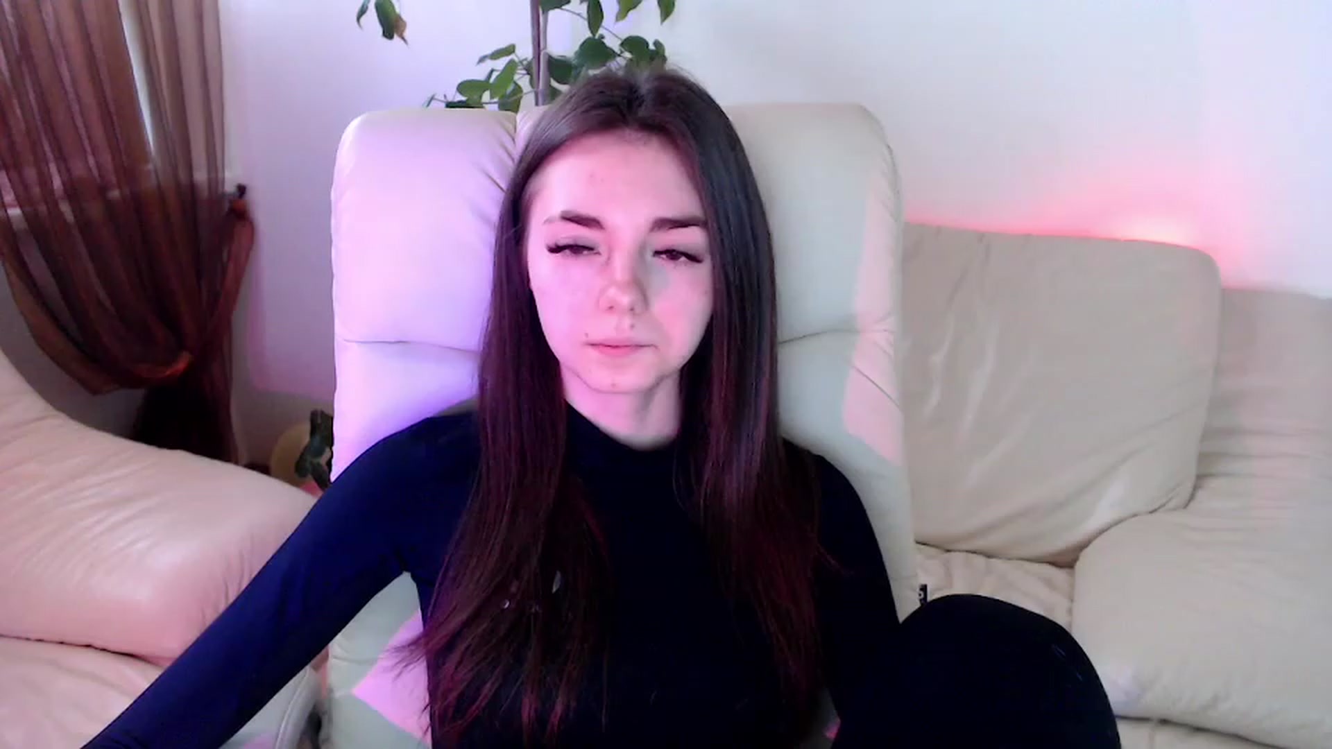 Gallery image thumbnail from AmarettaHell's myfreecams stream on, 11/28/2022, 10:12 image 2 of 20