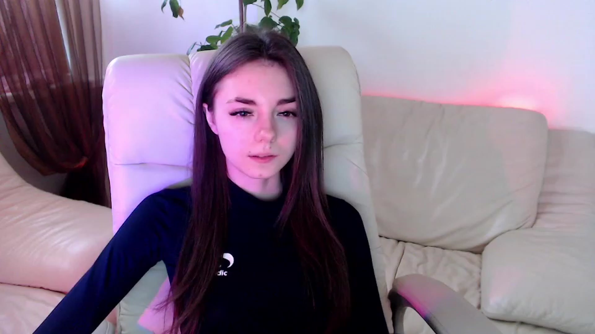 Gallery image thumbnail from AmarettaHell's myfreecams stream on, 11/28/2022, 10:12 image 19 of 20