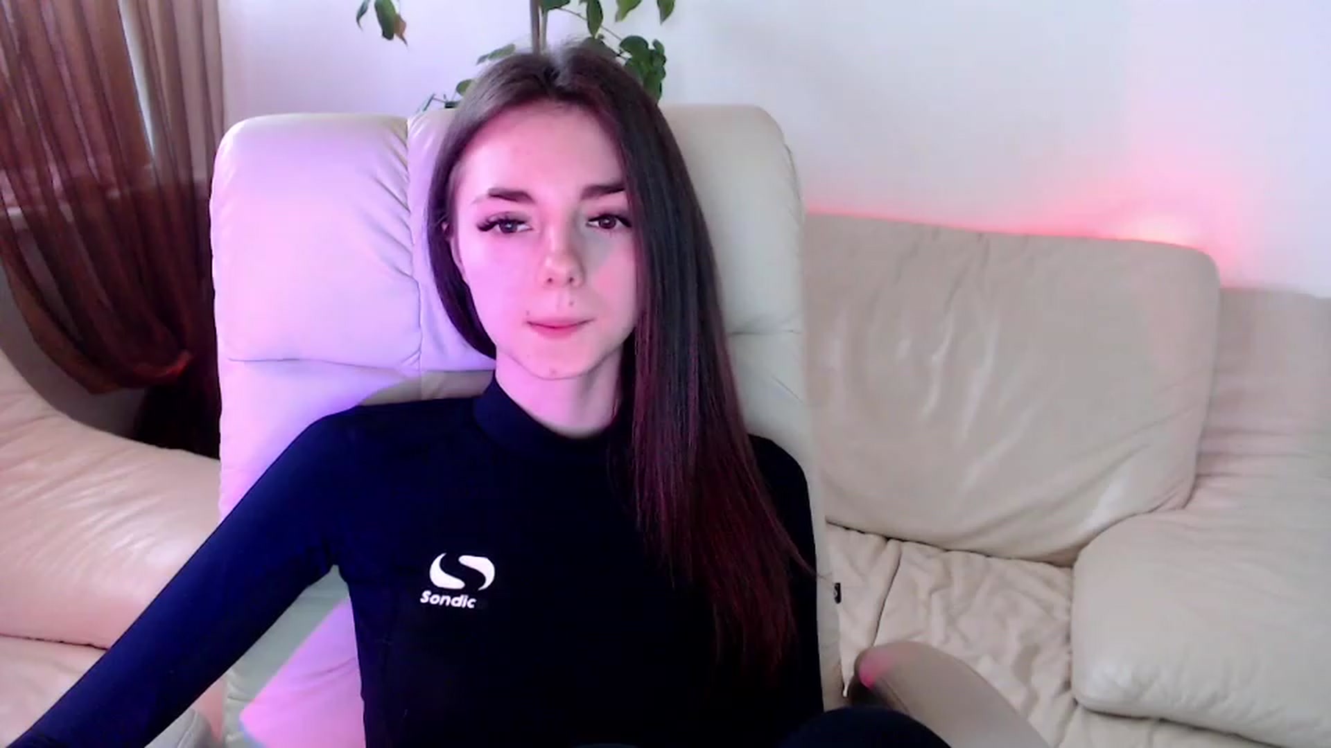 Gallery image thumbnail from AmarettaHell's myfreecams stream on, 11/28/2022, 10:12 image 4 of 20
