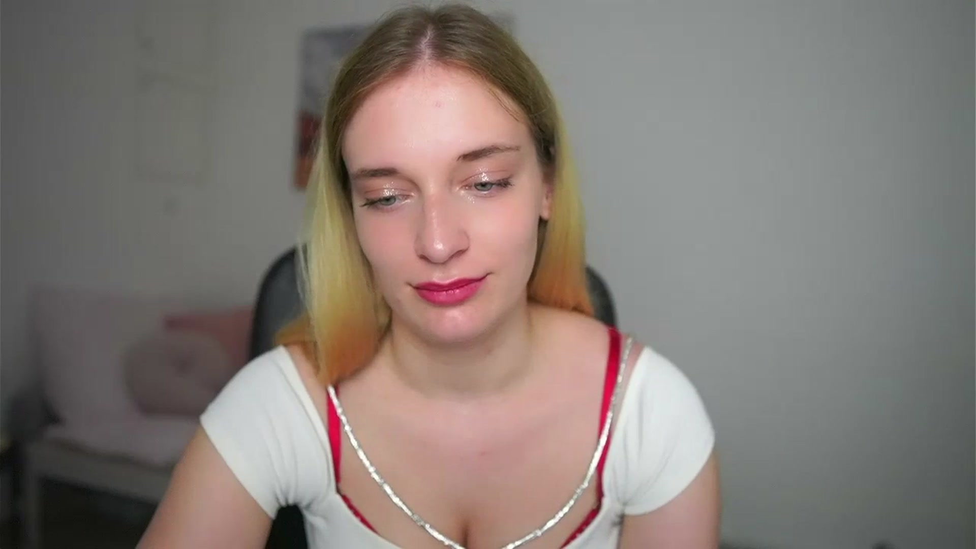 Gallery image thumbnail from Amarna_Miller's myfreecams stream on, 05/06/2024, 15:22 image 10 of 20