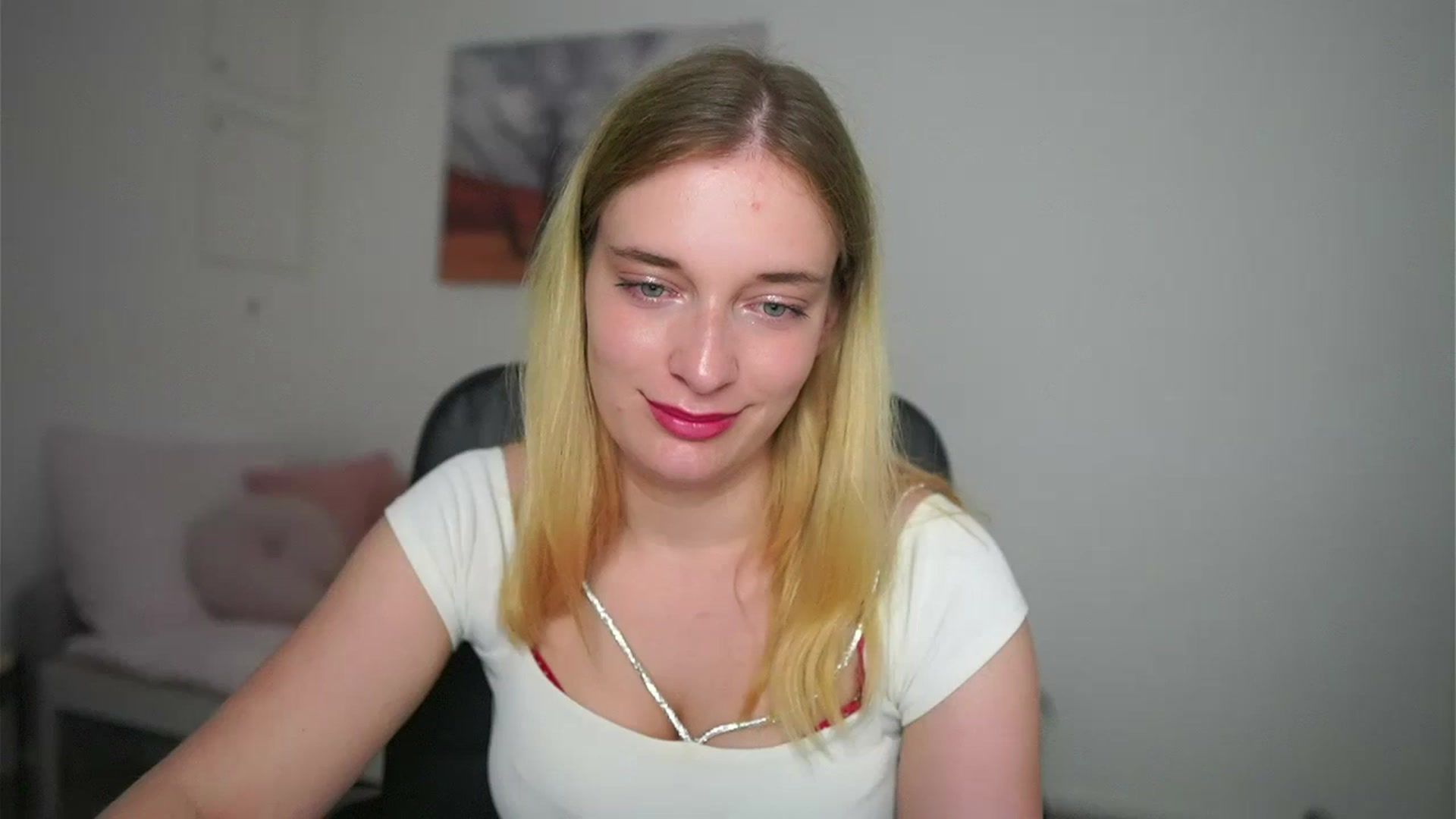 Gallery image thumbnail from Amarna_Miller's myfreecams stream on, 05/06/2024, 15:22 image 4 of 20