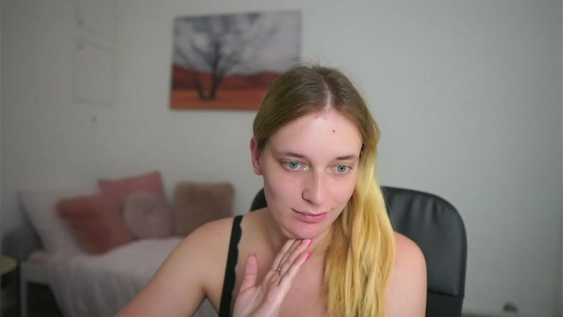 Gallery image thumbnail from Amarna_Miller's myfreecams stream on, 05/10/2024, 13:04 image 1 of 20