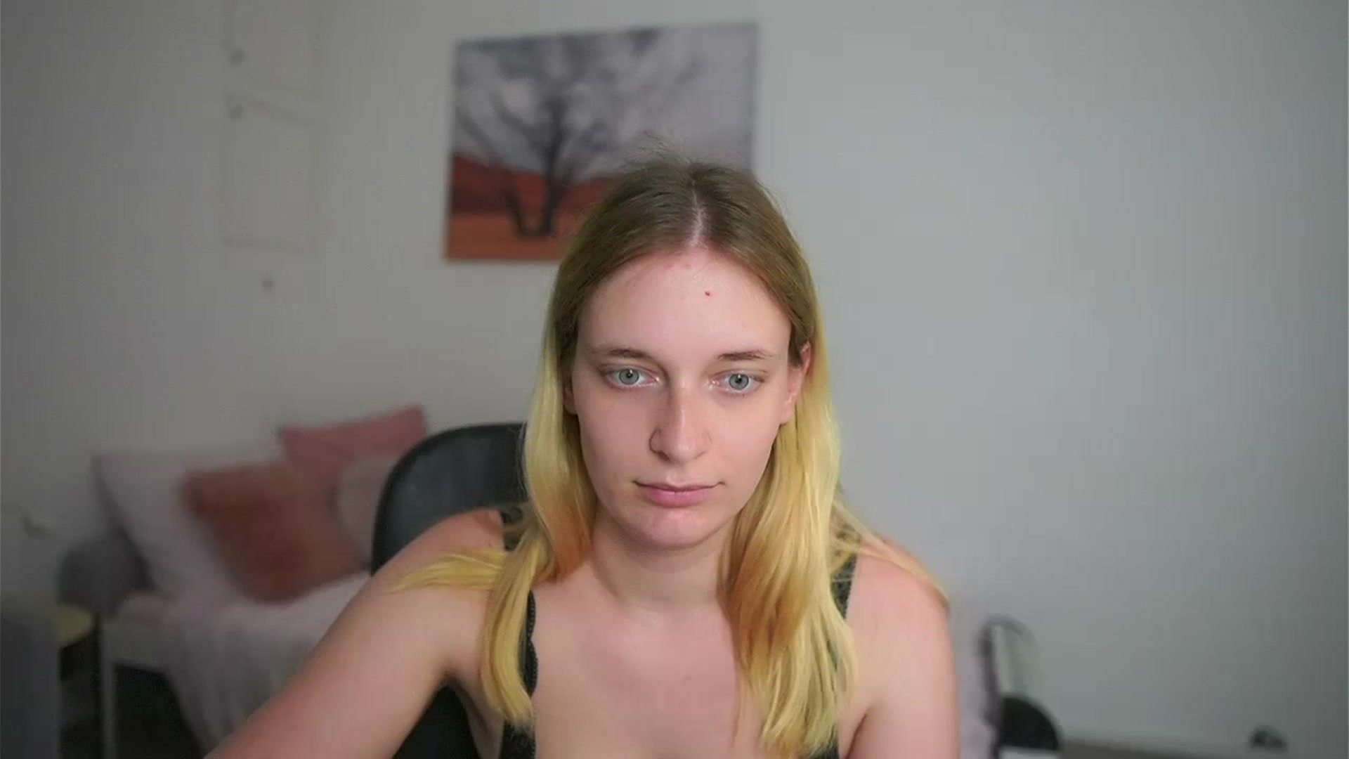 Gallery image thumbnail from Amarna_Miller's myfreecams stream on, 05/10/2024, 15:09 image 19 of 20