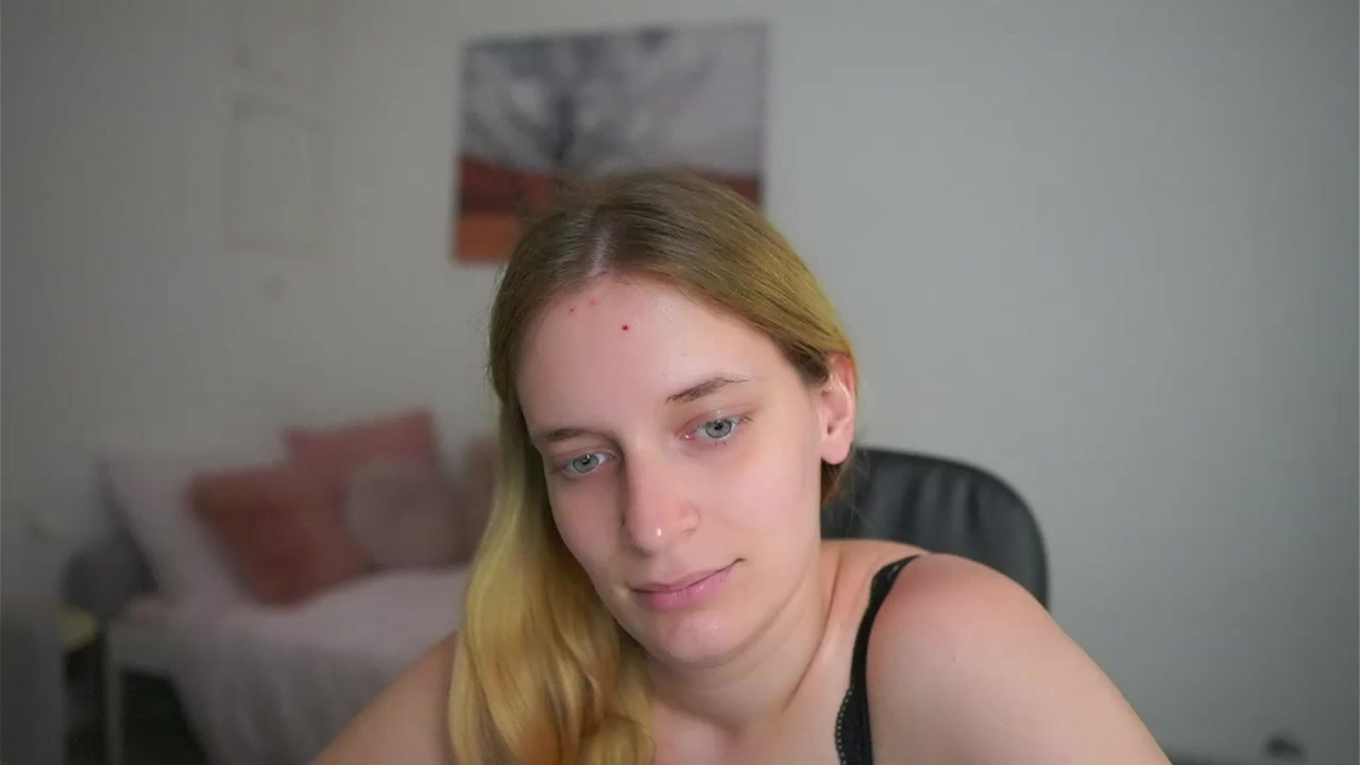 Gallery image thumbnail from Amarna_Miller's myfreecams stream on, 05/10/2024, 15:09 image 12 of 20
