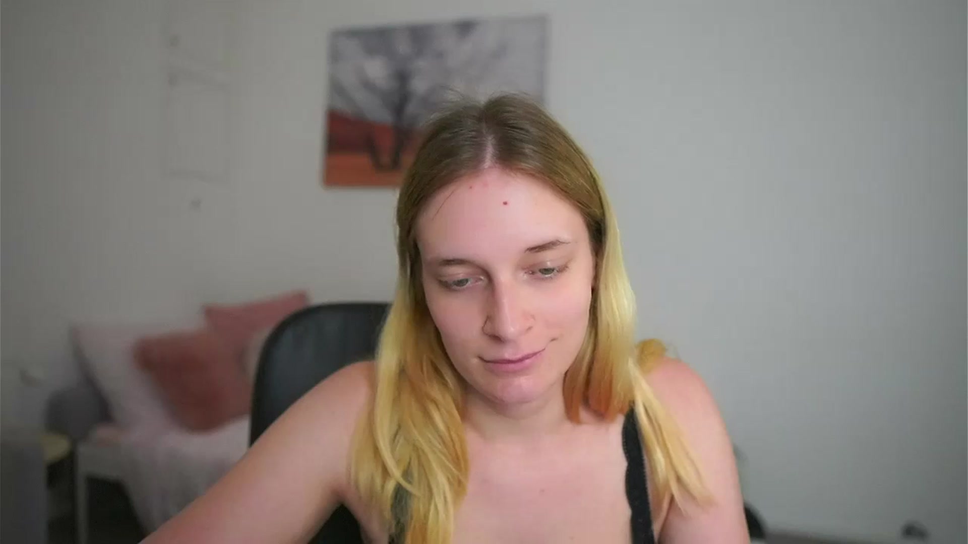 Gallery image thumbnail from Amarna_Miller's myfreecams stream on, 05/10/2024, 15:09 image 9 of 20