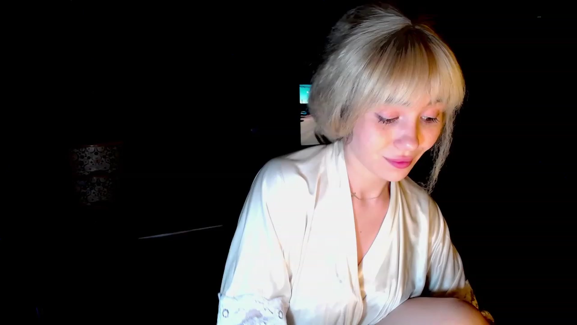 Gallery image thumbnail from AmateurSarah's myfreecams stream on, 06/04/2023, 20:24 image 8 of 20