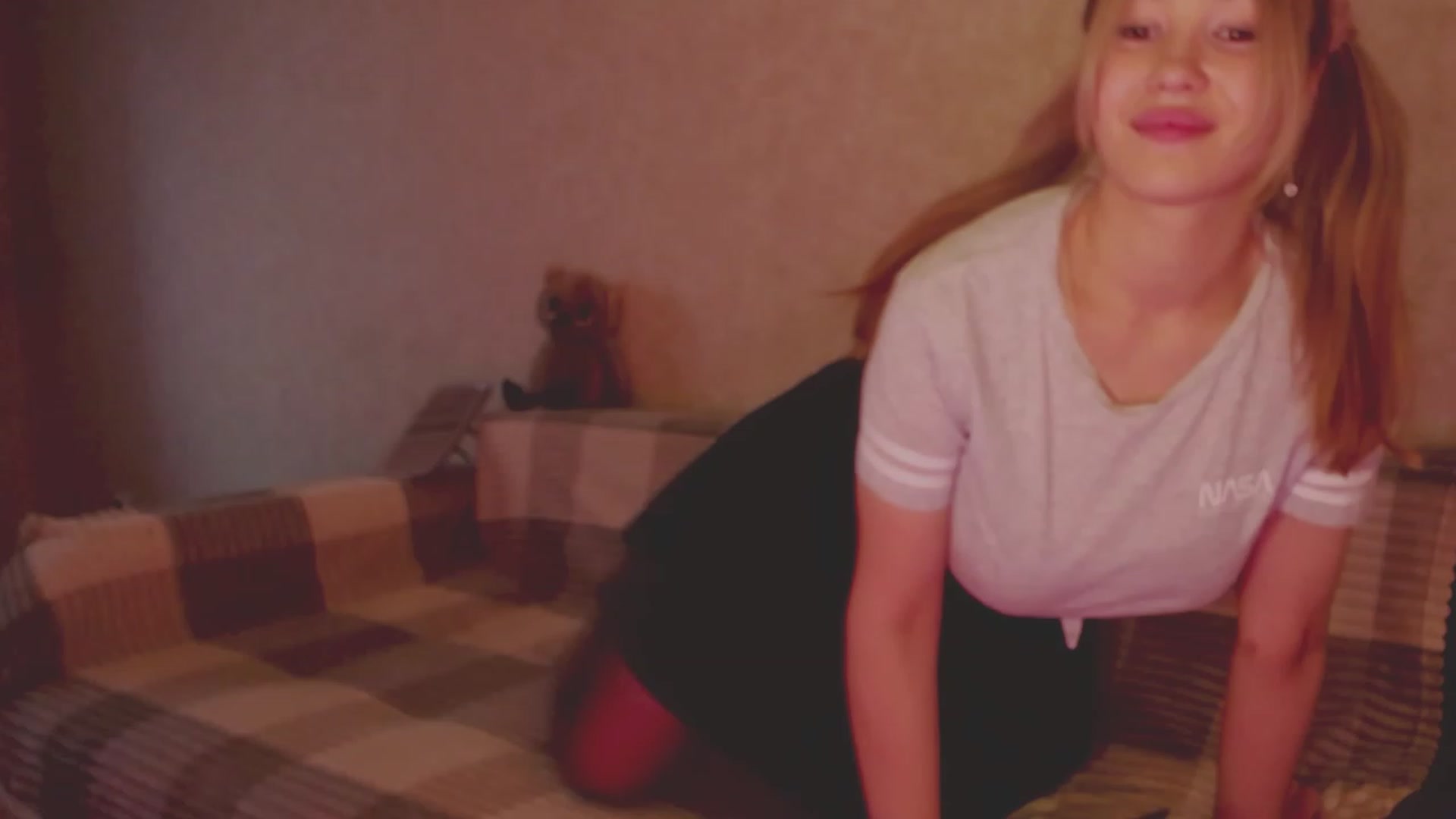Gallery image thumbnail from AmateurSarah's myfreecams stream on, 09/09/2023, 11:01 image 3 of 20