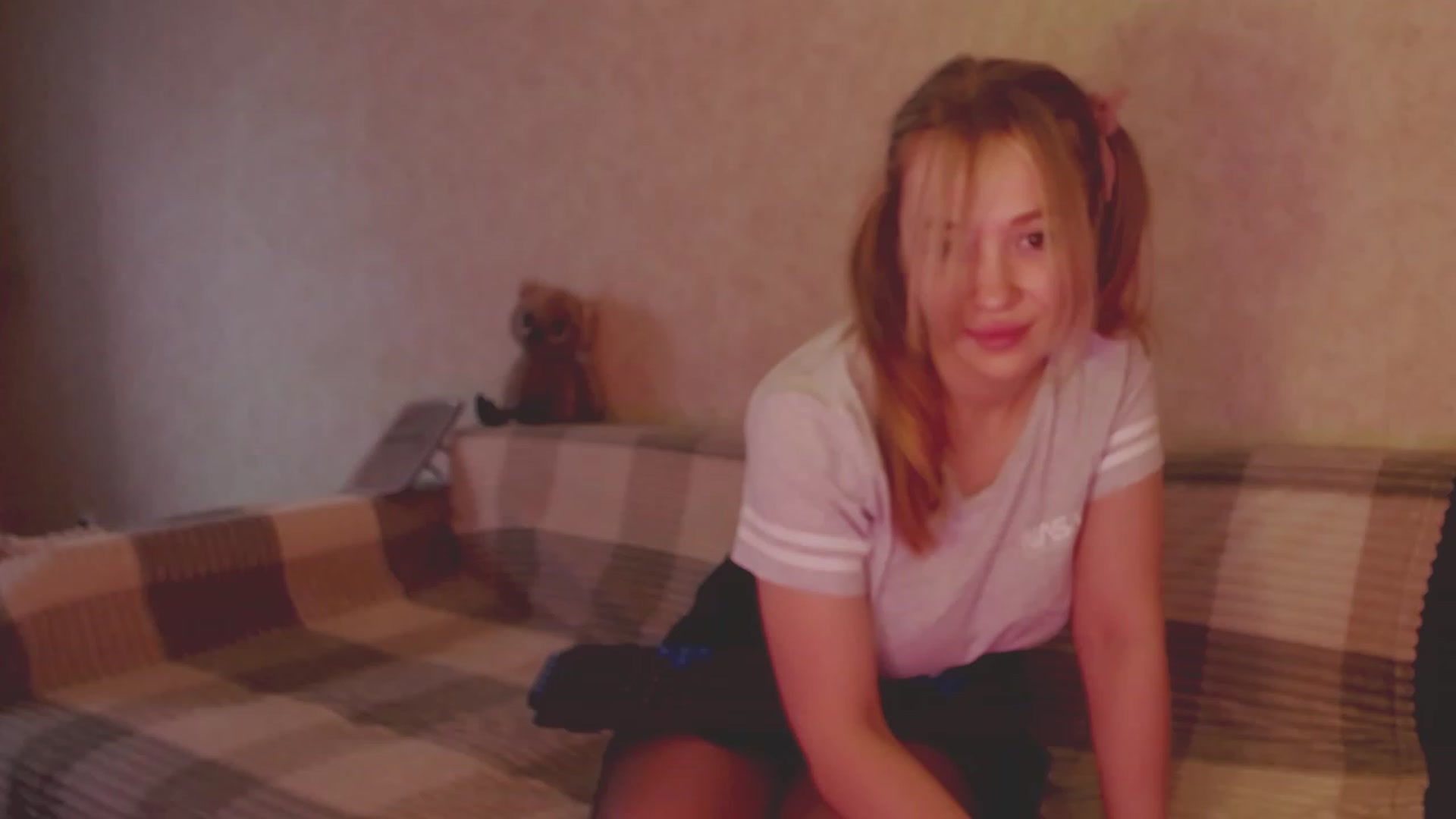 Gallery image thumbnail from AmateurSarah's myfreecams stream on, 09/09/2023, 11:01 image 20 of 20