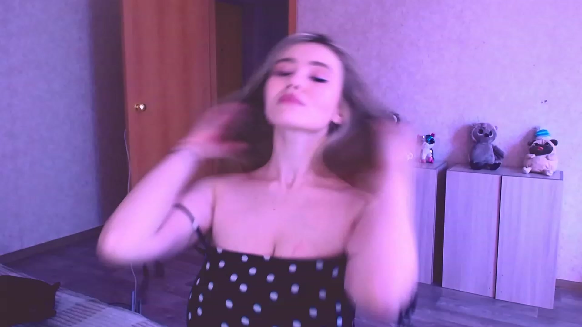 Gallery image thumbnail from AmateurSarah's myfreecams stream on, 09/16/2023, 12:04 image 12 of 20