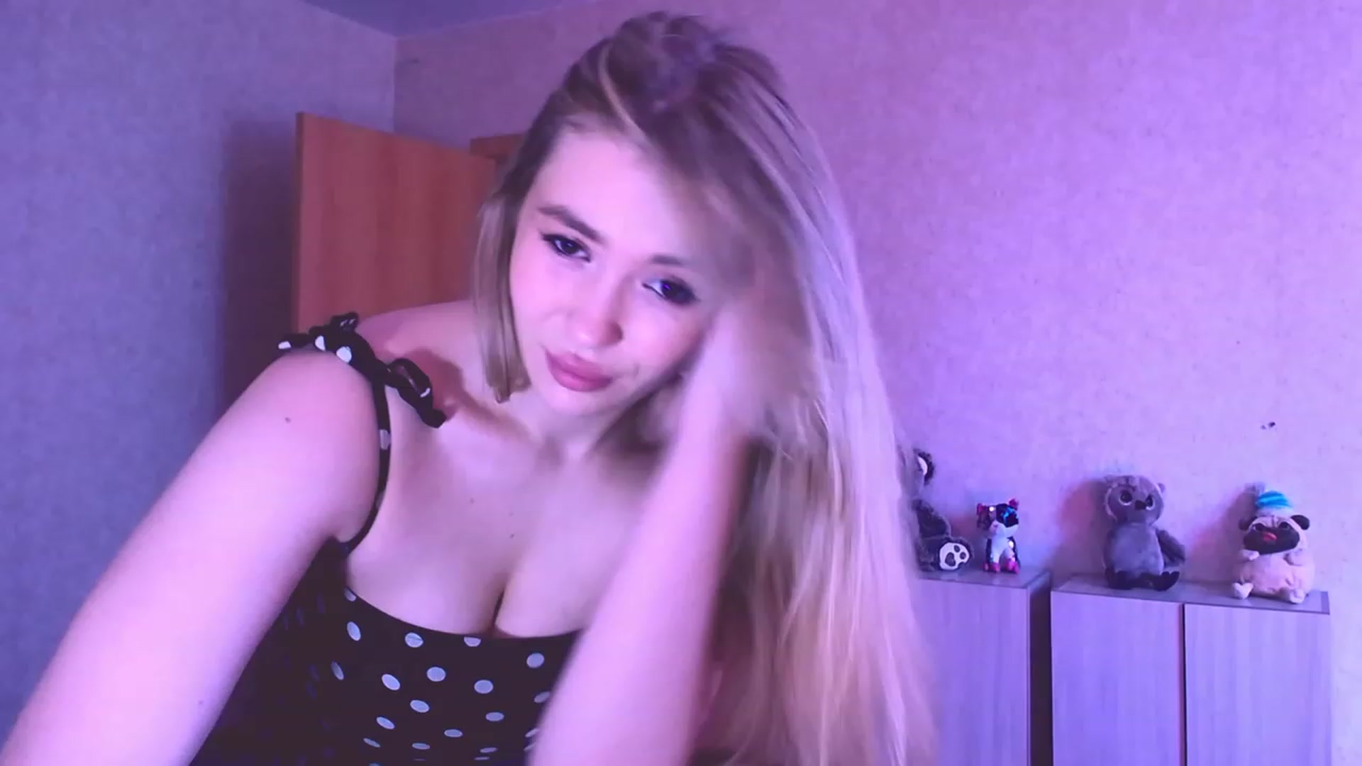 Gallery image thumbnail from AmateurSarah's myfreecams stream on, 09/16/2023, 12:04 image 8 of 20
