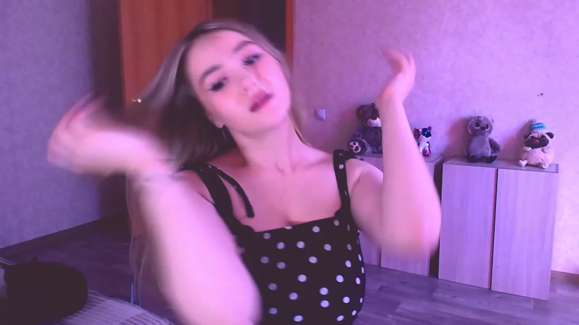 Gallery image thumbnail from AmateurSarah's myfreecams stream on, 09/16/2023, 12:04 image 3 of 20