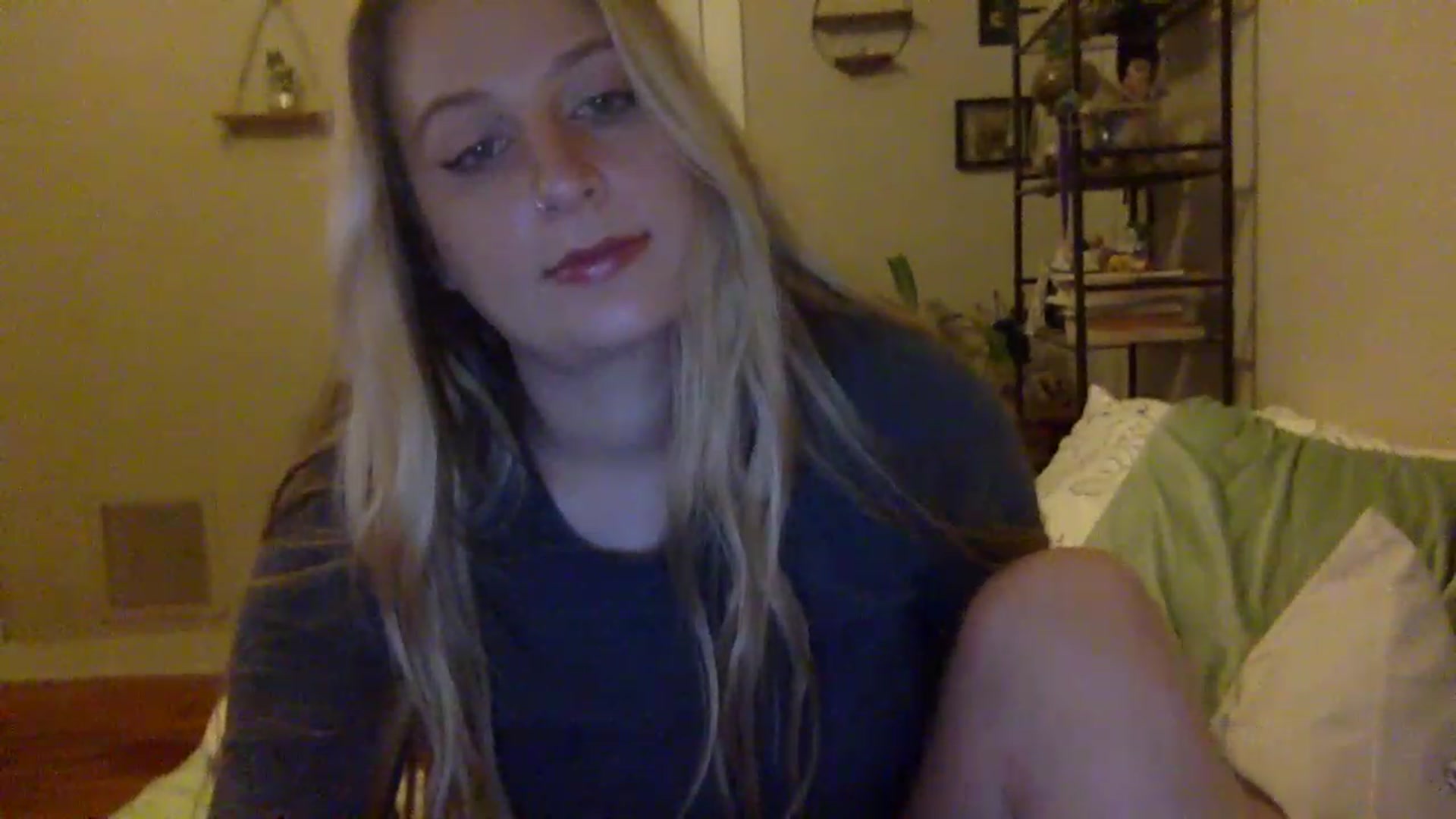 Gallery image thumbnail from Amateurblonde's myfreecams stream on, 02/09/2023, 11:10 image 19 of 20