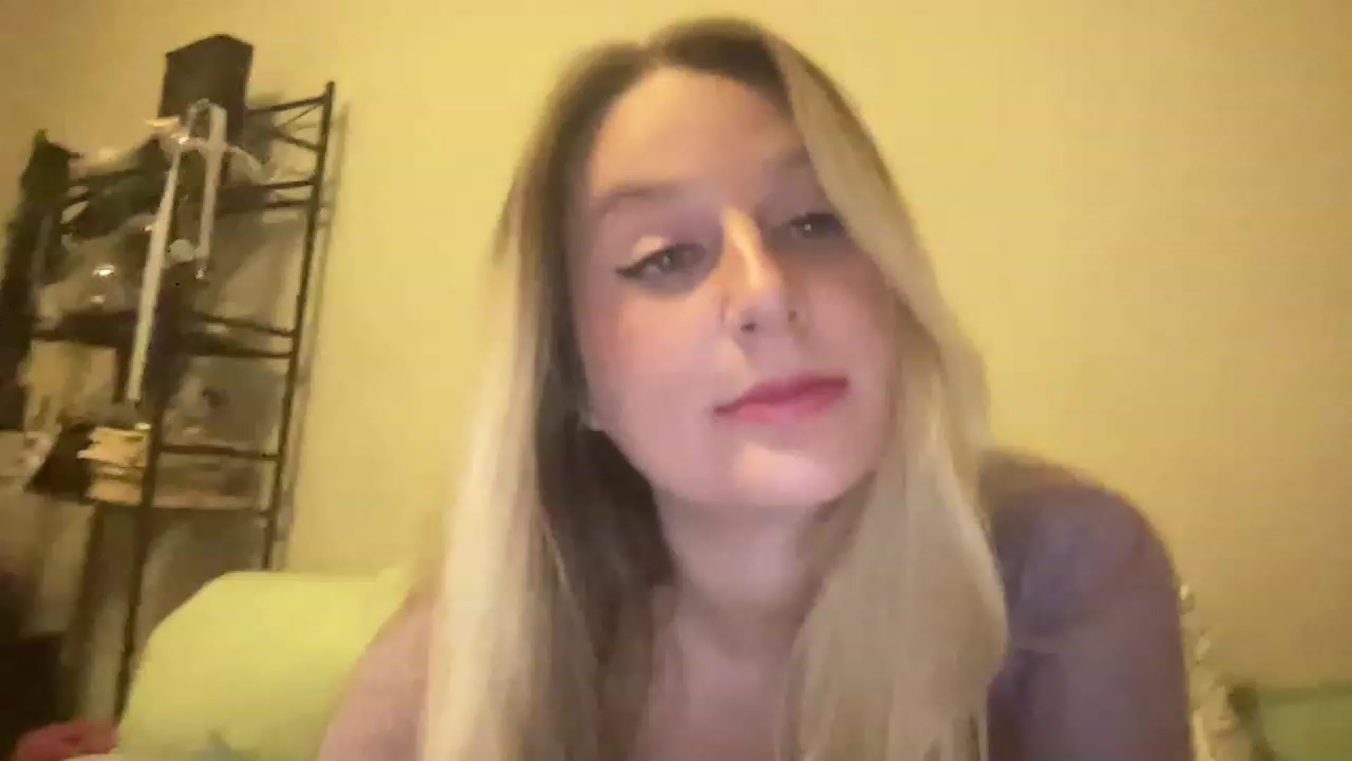 Gallery image thumbnail from Amateurblonde's myfreecams stream on, 06/24/2023, 06:49 image 4 of 20
