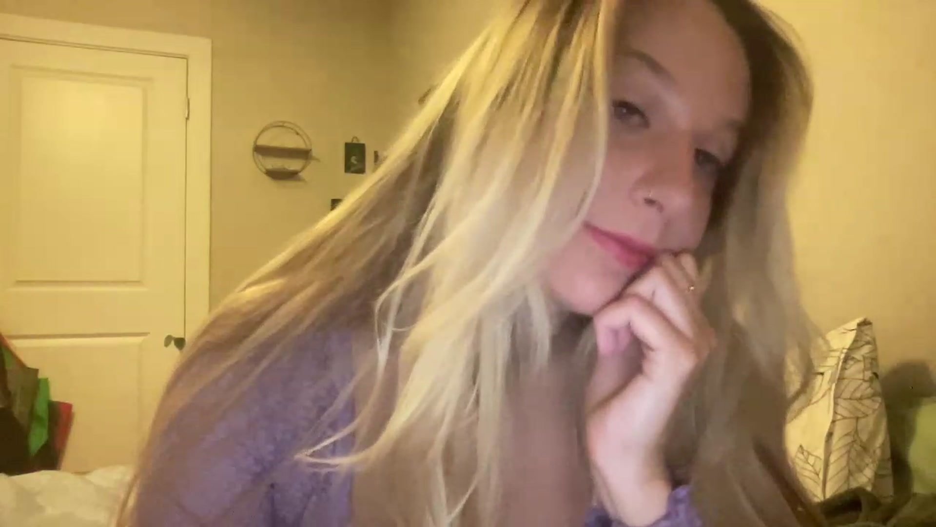 Gallery image thumbnail from Amateurblonde's myfreecams stream on, 06/24/2023, 06:49 image 11 of 20