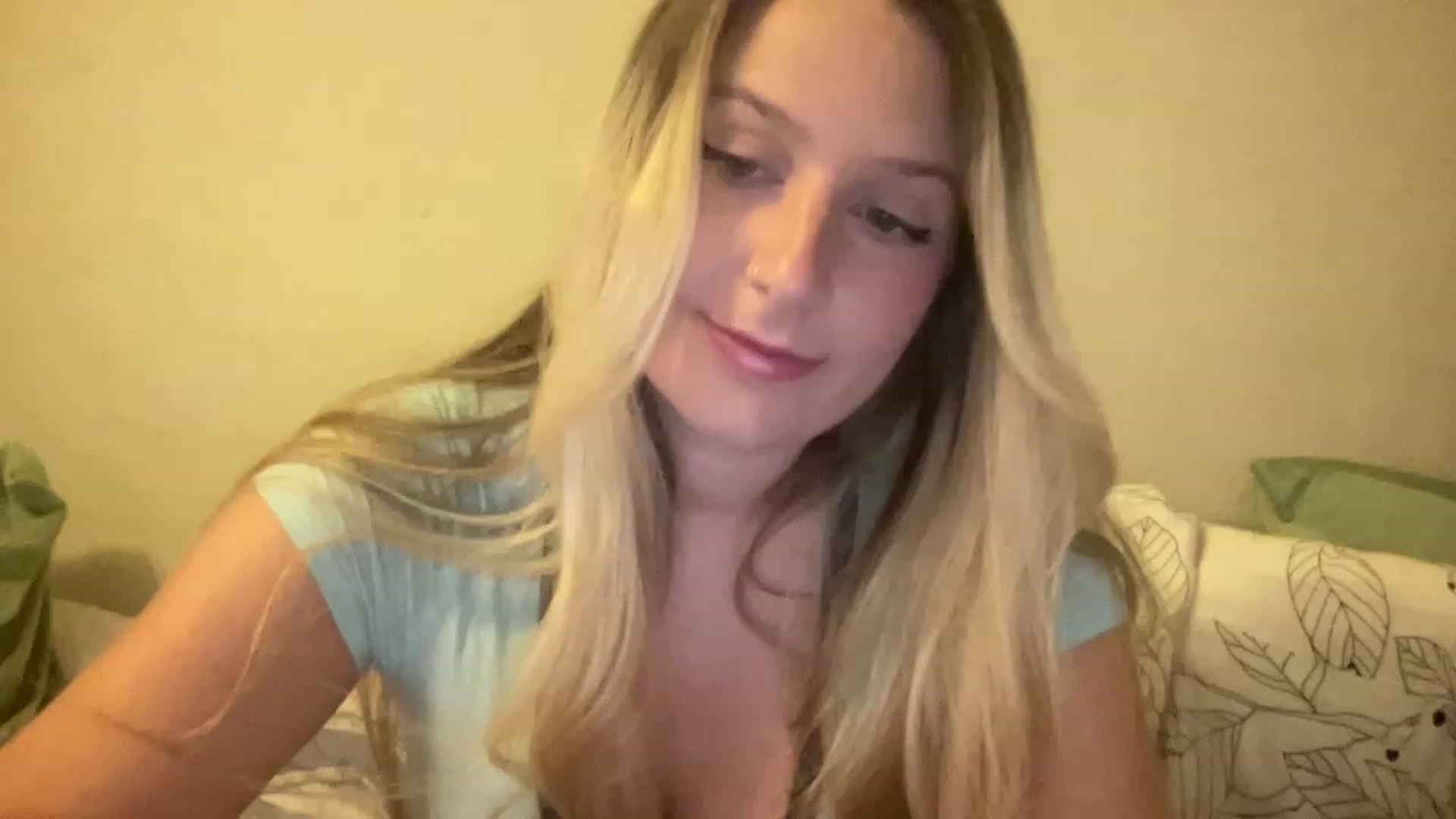 Gallery image thumbnail from Amateurblonde's myfreecams stream on, 06/28/2023, 06:18 image 4 of 20