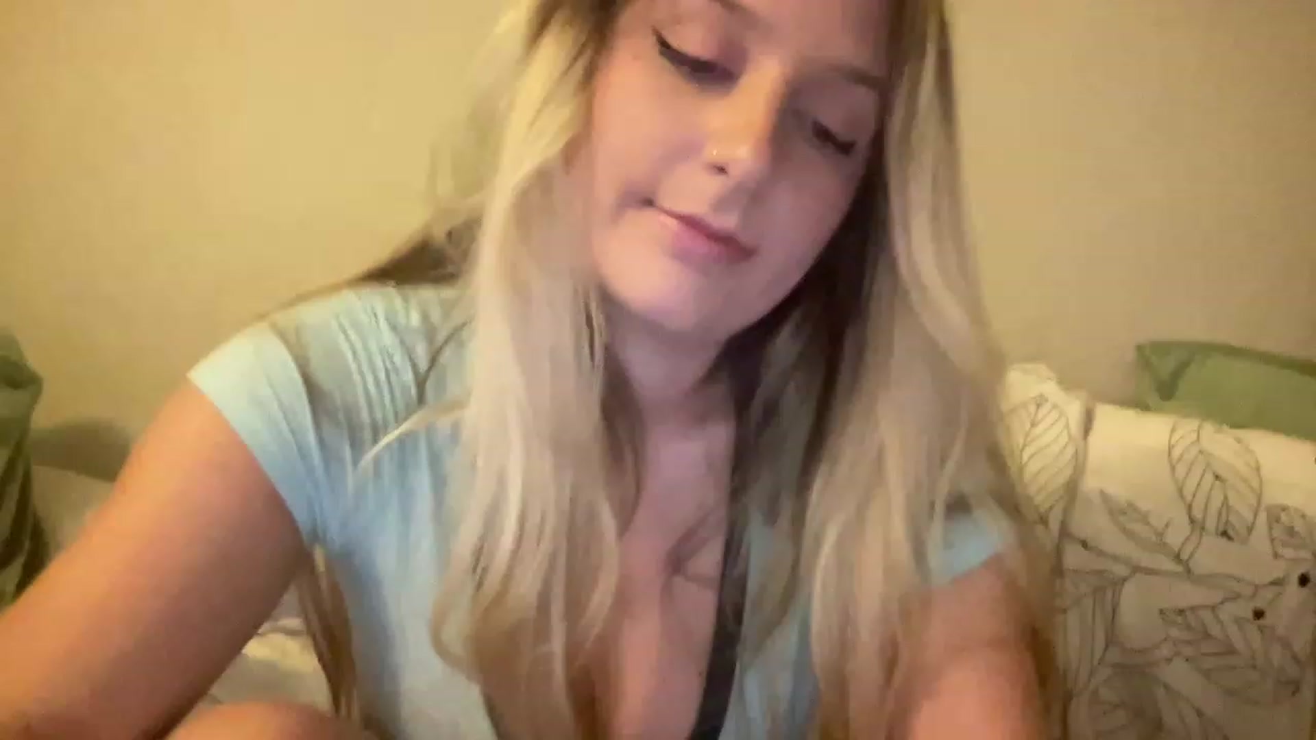 Gallery image thumbnail from Amateurblonde's myfreecams stream on, 06/28/2023, 06:18 image 9 of 20