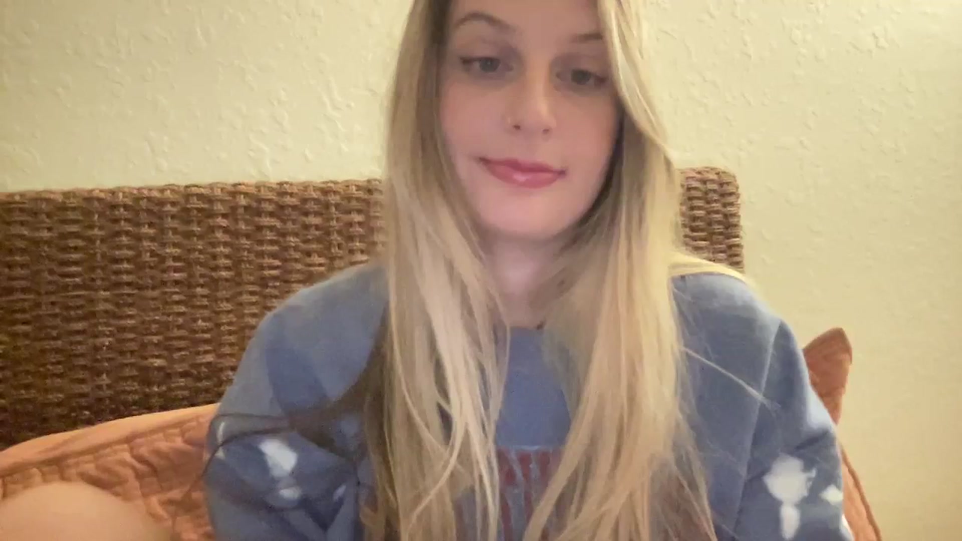 Gallery image thumbnail from Amateurblonde's myfreecams stream on, 02/28/2024, 07:28 image 8 of 20