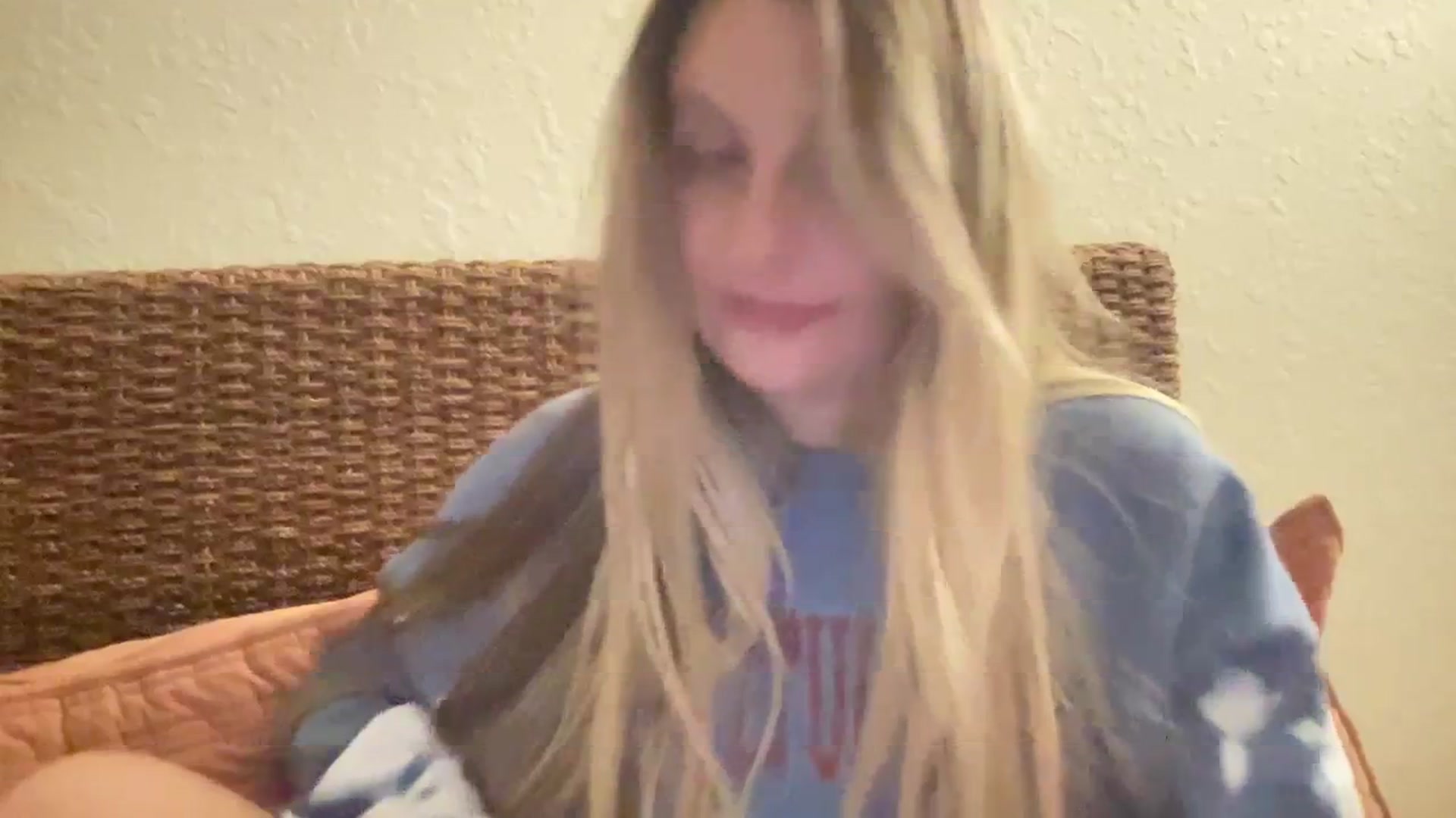 Gallery image thumbnail from Amateurblonde's myfreecams stream on, 02/28/2024, 07:28 image 6 of 20