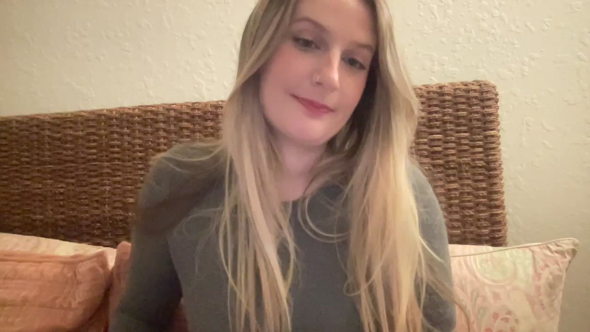 Gallery image thumbnail from Amateurblonde's myfreecams stream on, 03/01/2024, 09:11 image 10 of 20