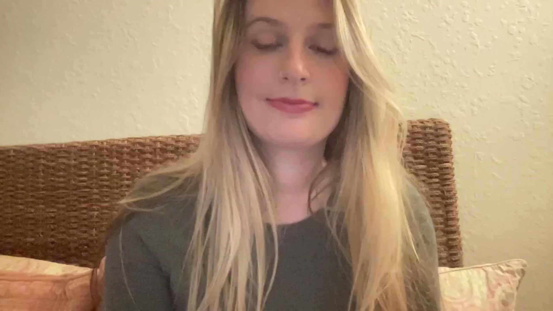 Gallery image thumbnail from Amateurblonde's myfreecams stream on, 03/01/2024, 09:11 image 1 of 20