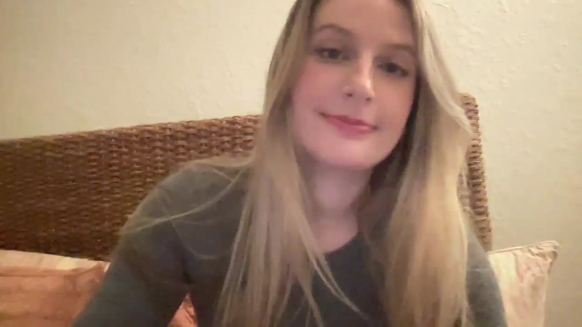 Gallery image thumbnail from Amateurblonde's myfreecams stream on, 03/01/2024, 09:11 image 18 of 20