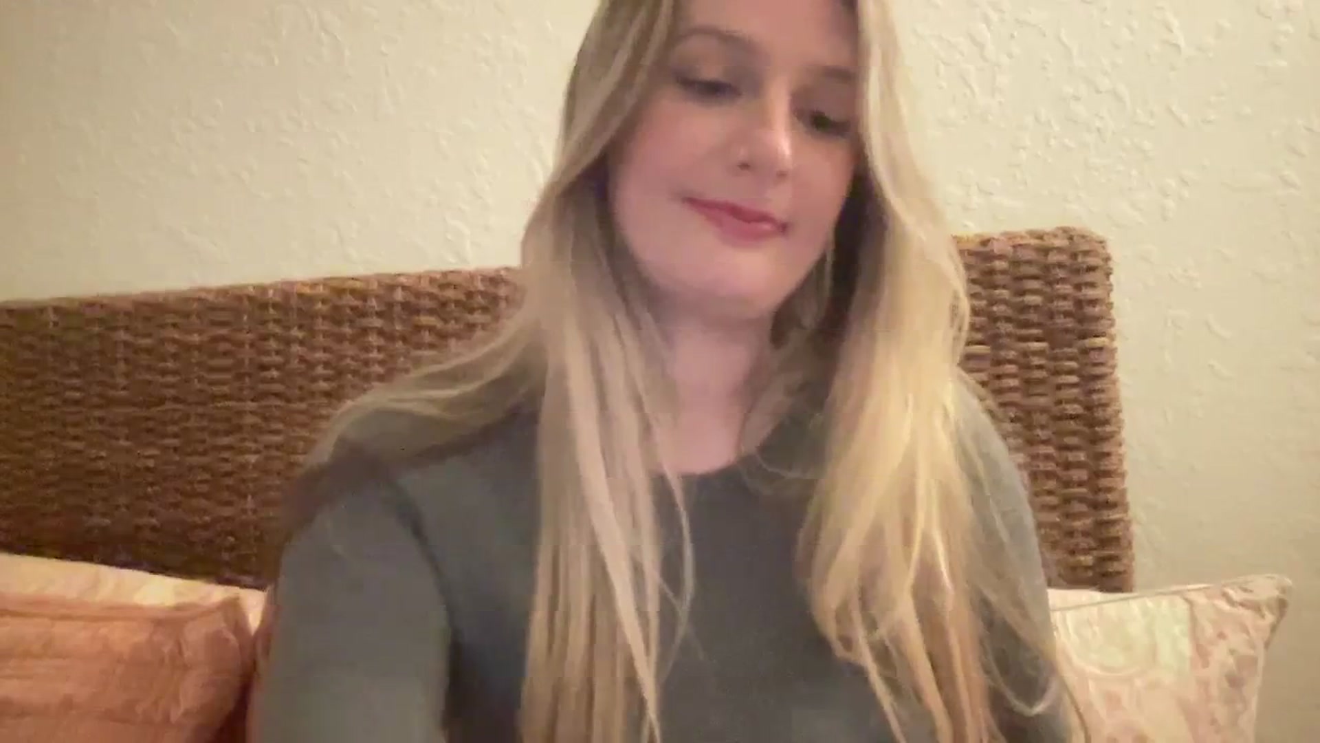 Gallery image thumbnail from Amateurblonde's myfreecams stream on, 03/01/2024, 09:11 image 4 of 20