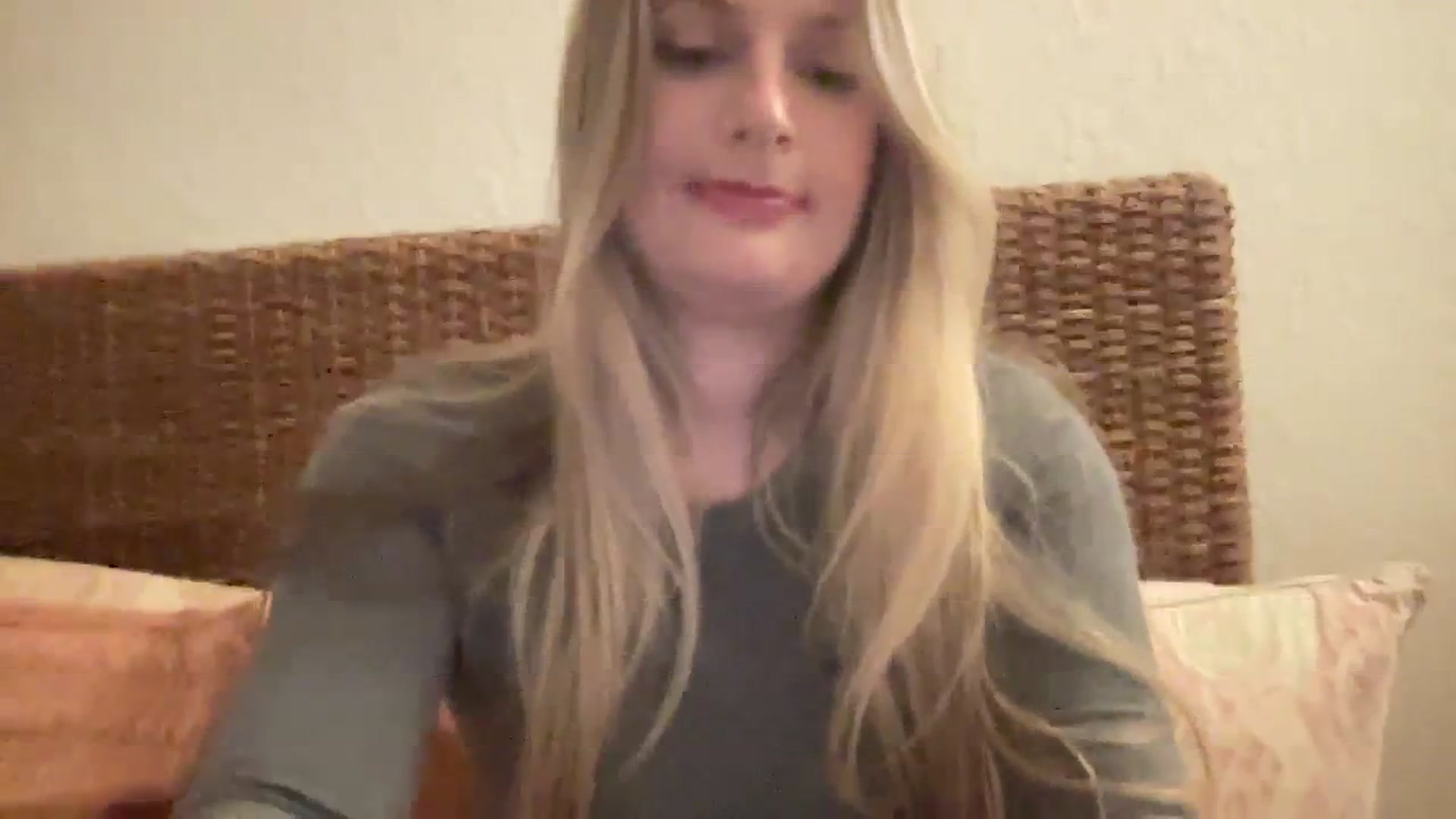 Gallery image thumbnail from Amateurblonde's myfreecams stream on, 03/01/2024, 09:11 image 9 of 20