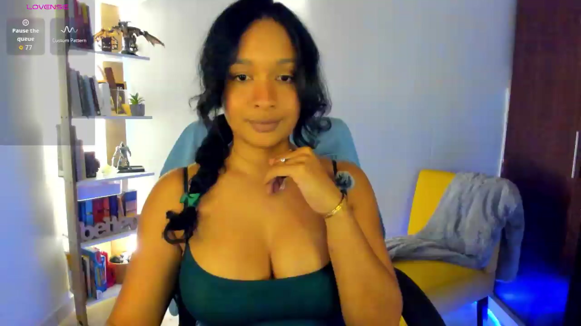 Gallery image thumbnail from Amatista_latina's myfreecams stream on, 05/24/2026, 05:35 image 3 of 20