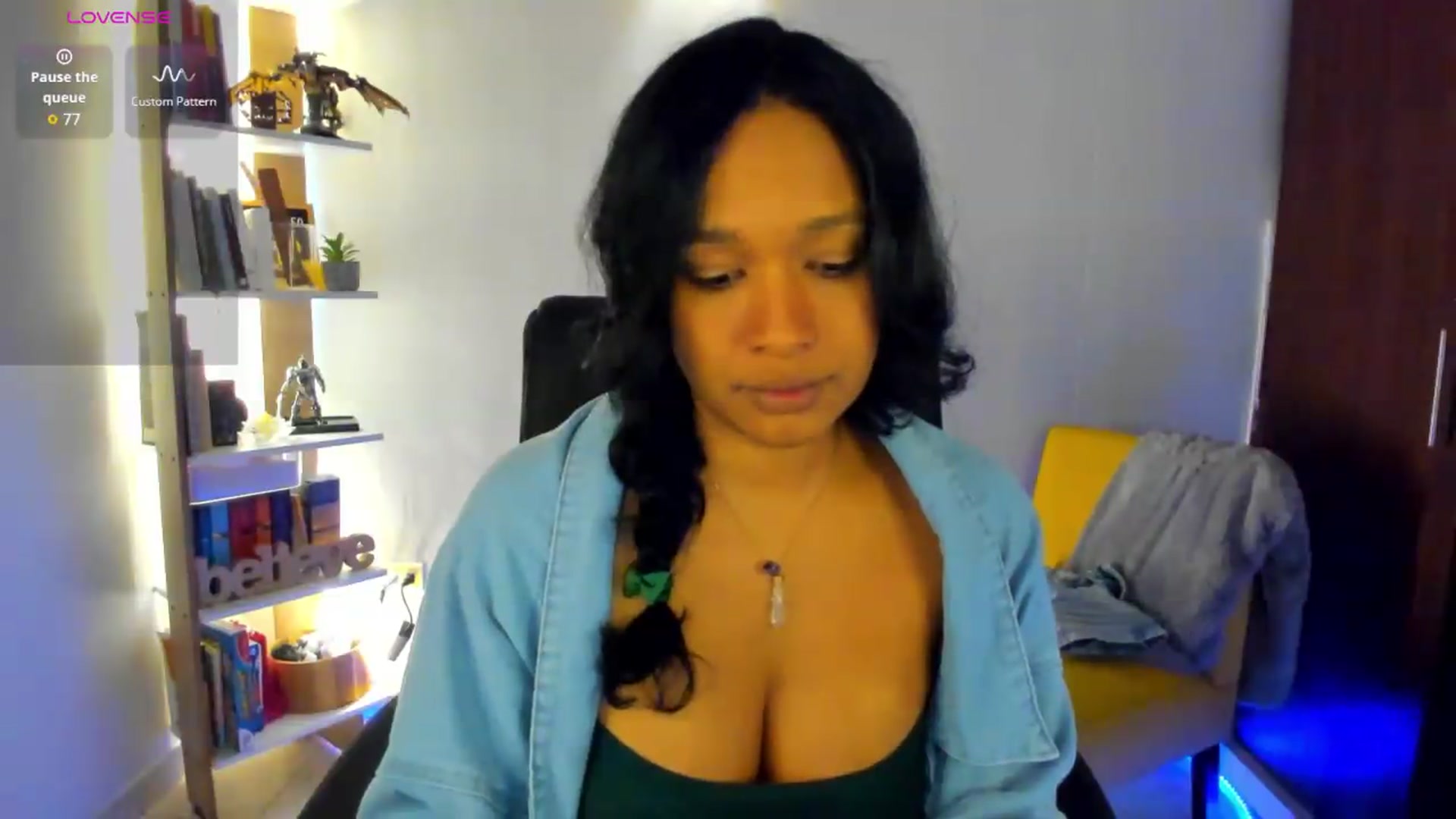 Gallery image thumbnail from Amatista_latina's myfreecams stream on, 05/24/2026, 08:18 image 12 of 20