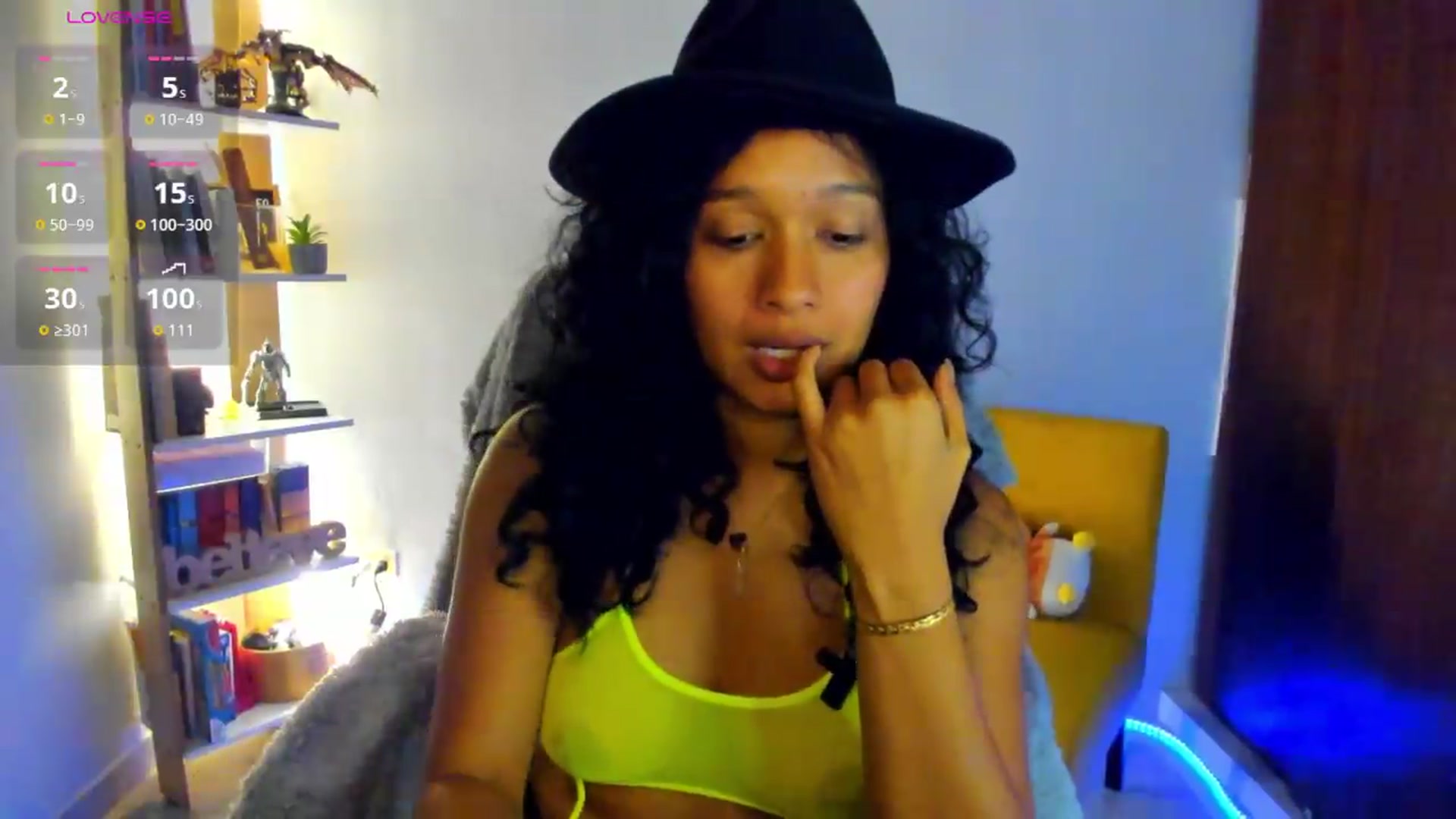 Gallery image thumbnail from Amatista_latina's myfreecams stream on, 05/27/2026, 07:12 image 17 of 20