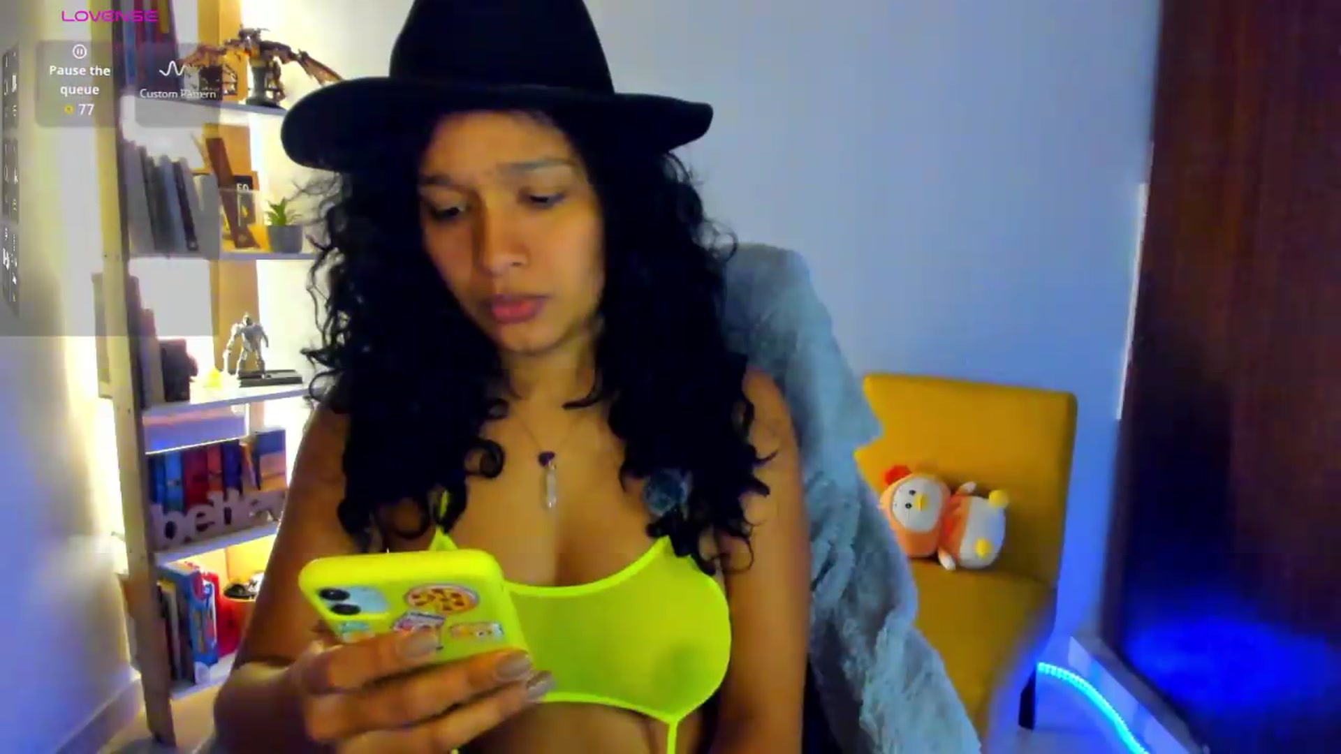 Gallery image thumbnail from Amatista_latina's myfreecams stream on, 05/27/2026, 07:12 image 20 of 20