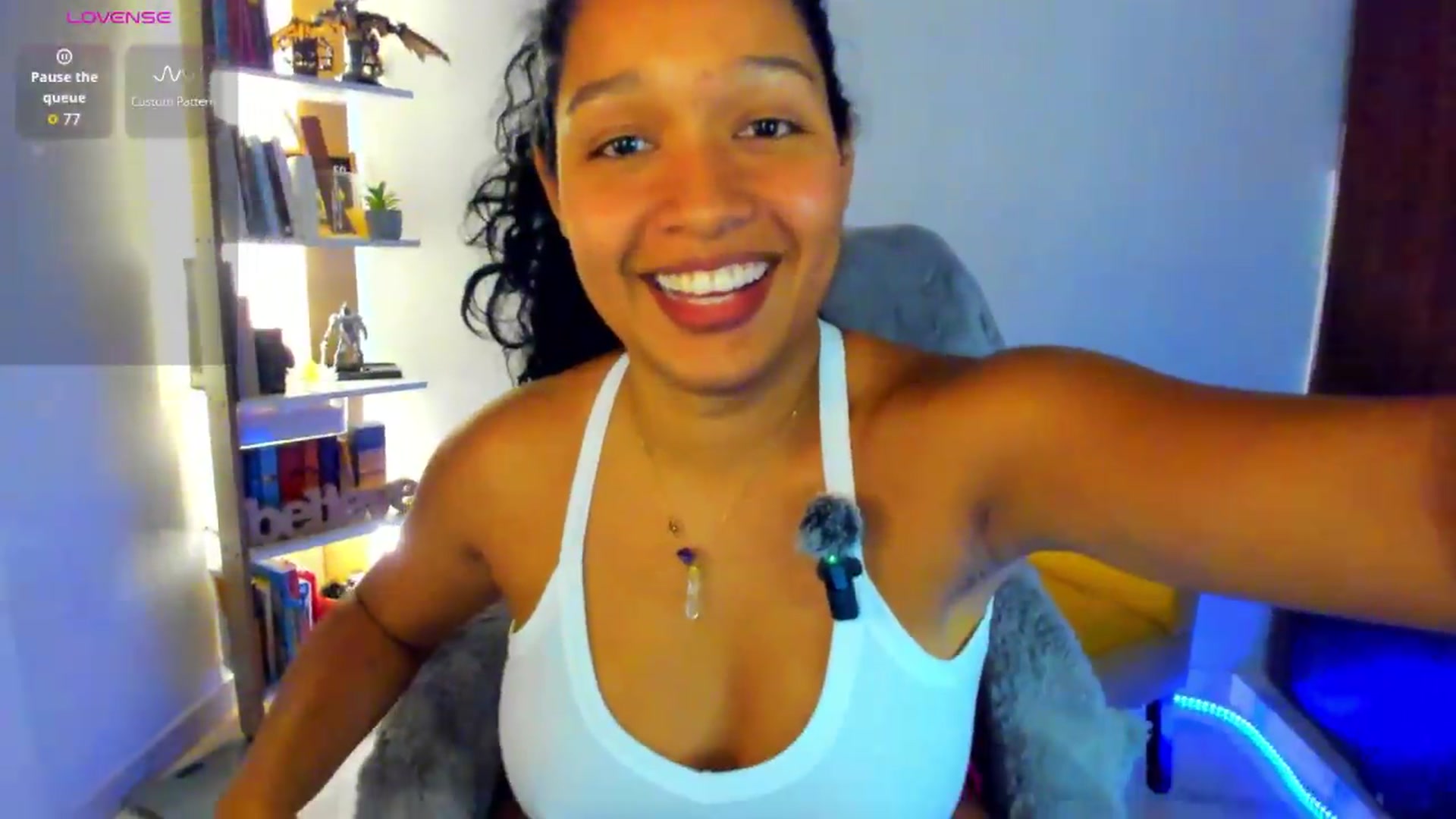 Gallery image thumbnail from Amatista_latina's myfreecams stream on, 05/27/2026, 07:12 image 4 of 20