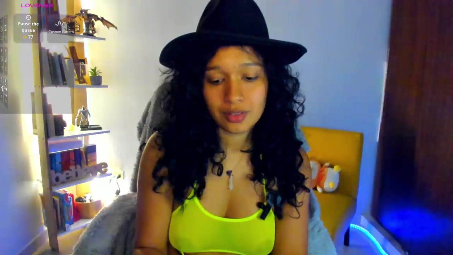 Gallery image thumbnail from Amatista_latina's myfreecams stream on, 05/27/2026, 07:12 image 18 of 20