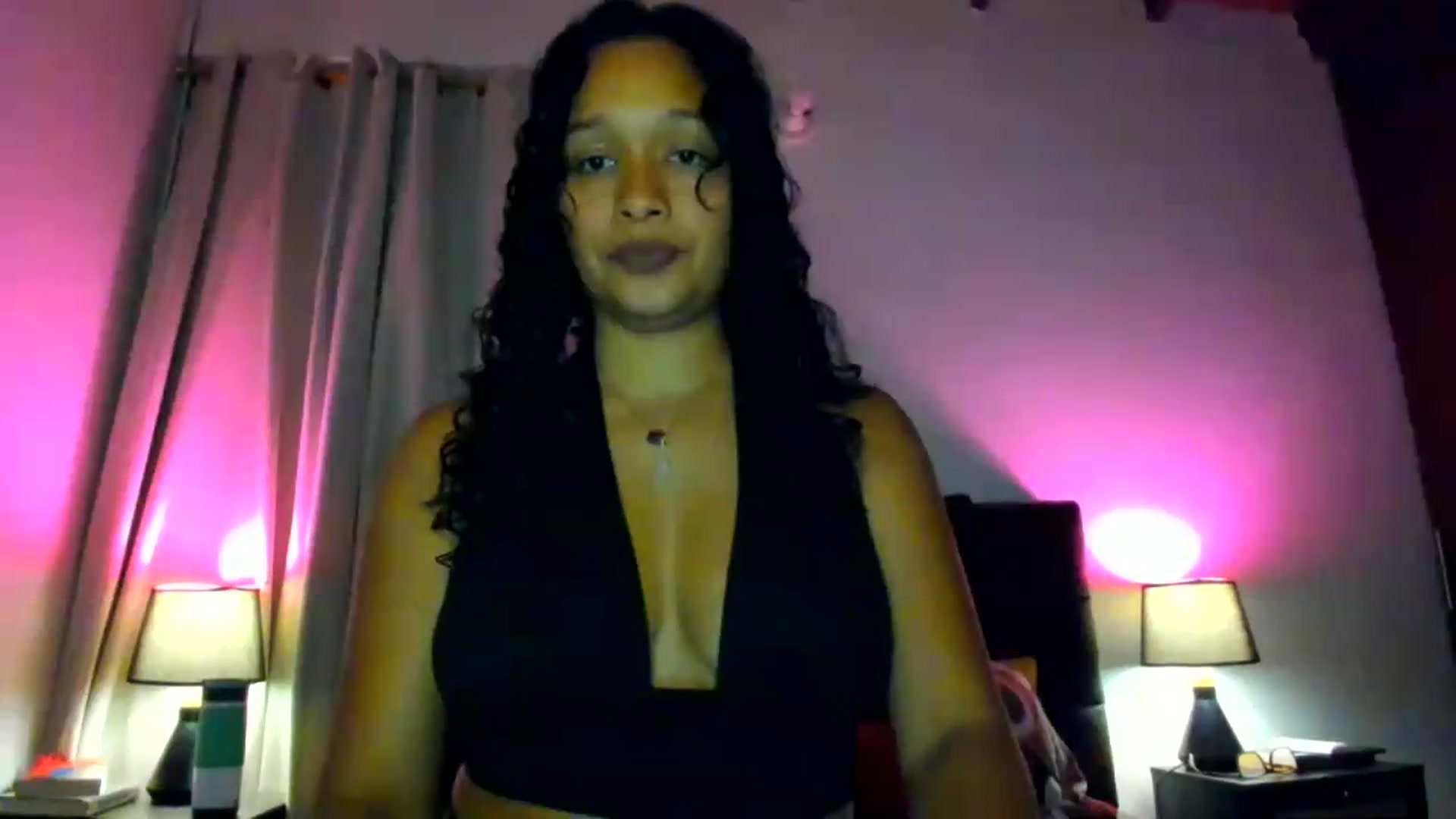 Gallery image thumbnail from Amatista_latina's myfreecams stream on, 06/08/2026, 04:12 image 16 of 20