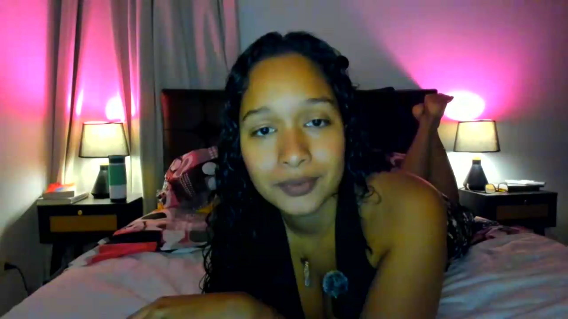 Gallery image thumbnail from Amatista_latina's myfreecams stream on, 06/08/2026, 04:12 image 2 of 20