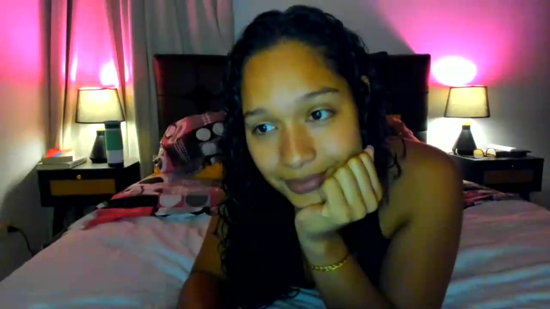 Gallery image thumbnail from Amatista_latina's myfreecams stream on, 06/08/2026, 04:12 image 9 of 20