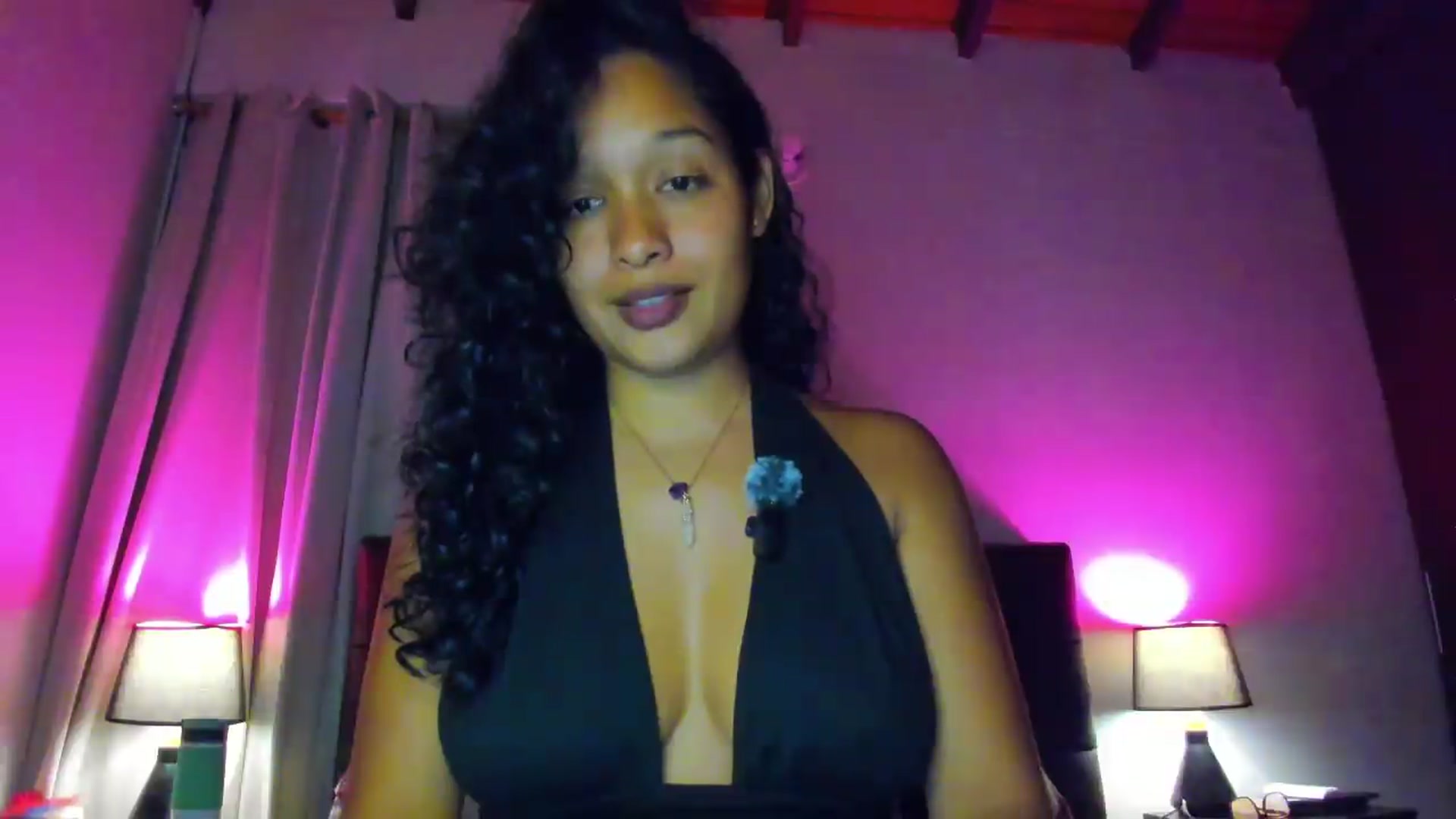Gallery image thumbnail from Amatista_latina's myfreecams stream on, 06/08/2026, 04:57 image 14 of 20