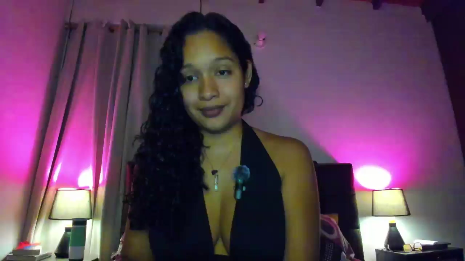 Gallery image thumbnail from Amatista_latina's myfreecams stream on, 06/08/2026, 04:57 image 1 of 20