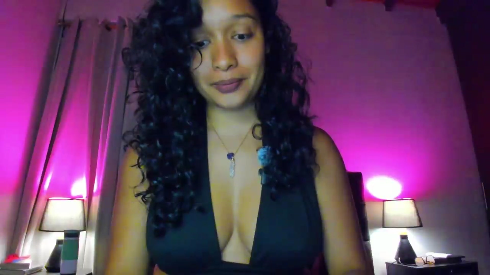 Gallery image thumbnail from Amatista_latina's myfreecams stream on, 06/08/2026, 04:57 image 12 of 20